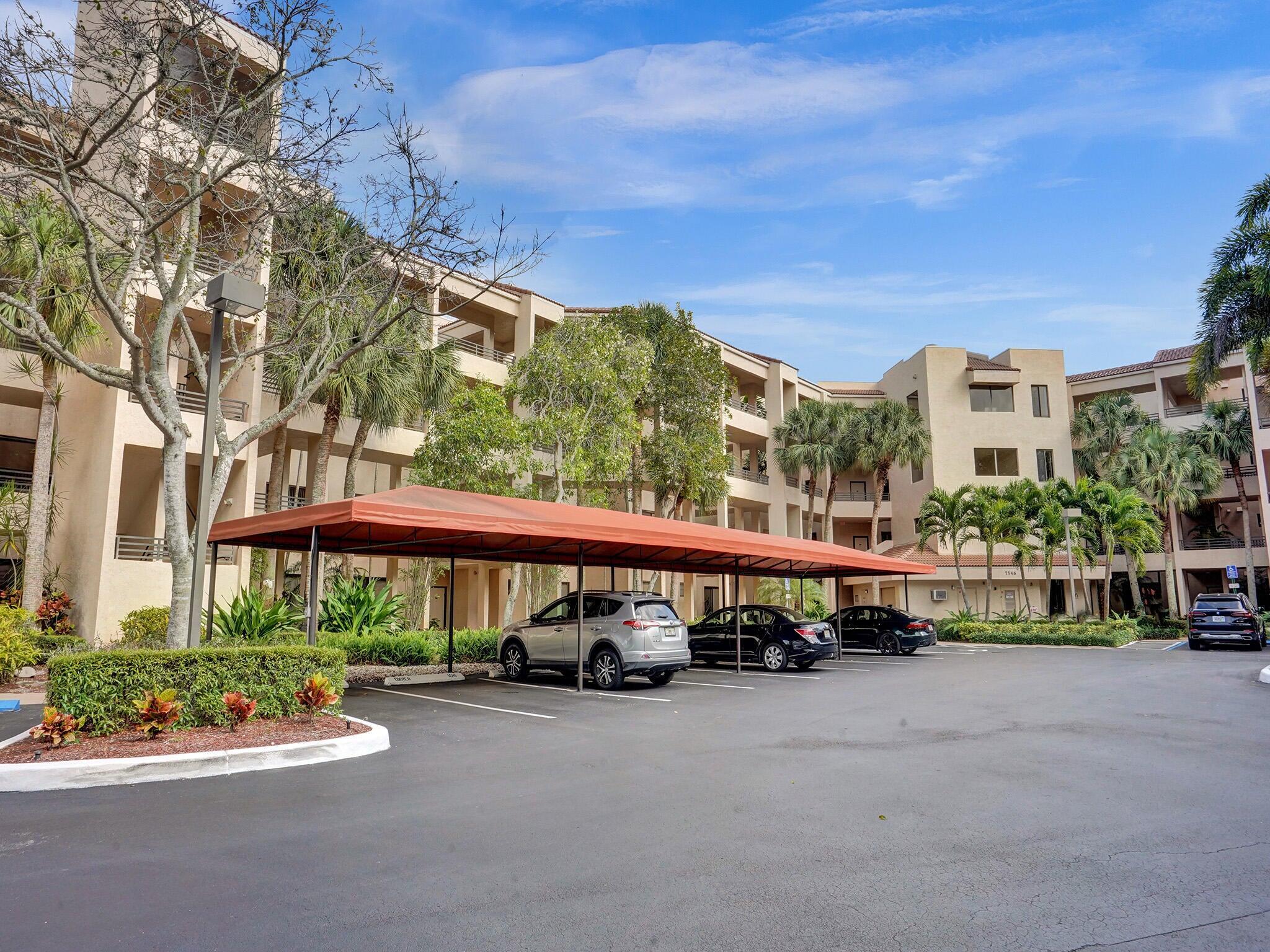 7546 La Paz #108, Boca Raton FL 33433