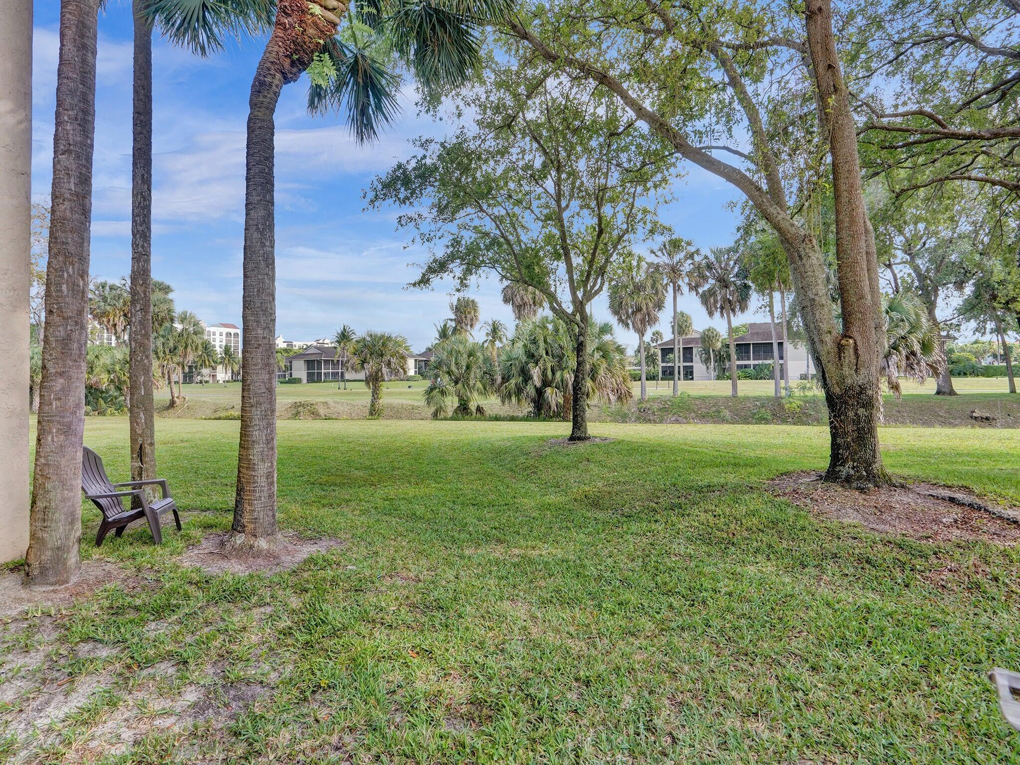 7546 La Paz #108, Boca Raton FL 33433