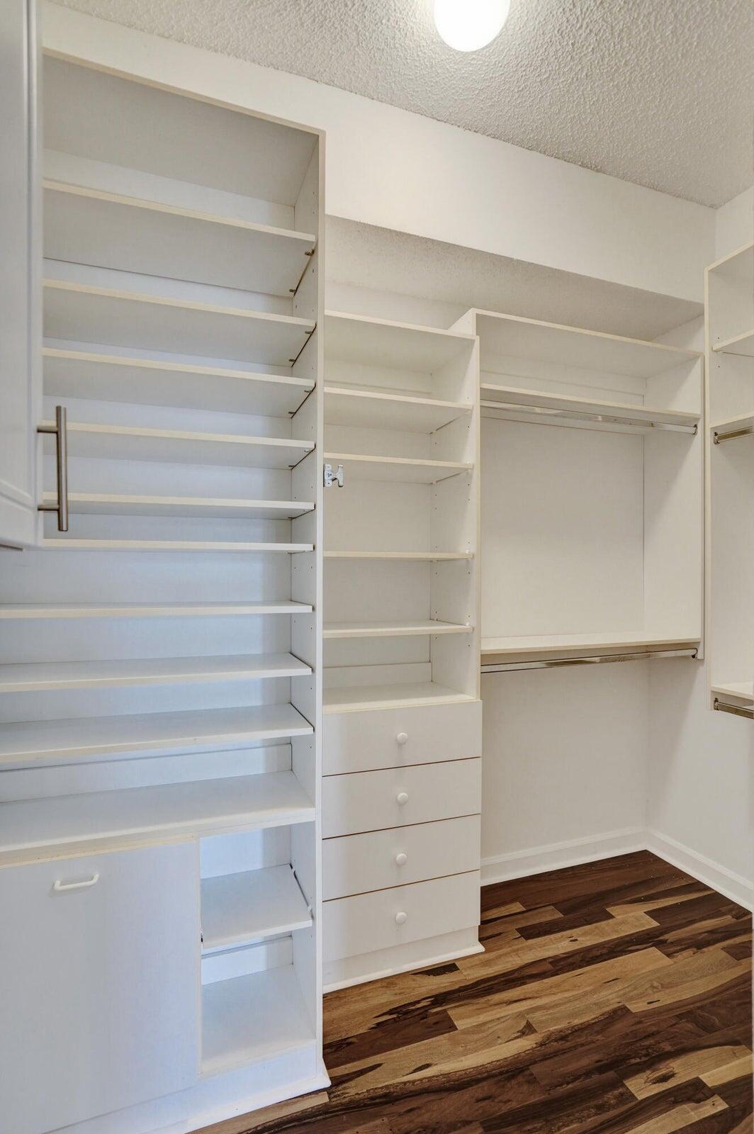 7546 La Paz #108, Boca Raton FL 33433
