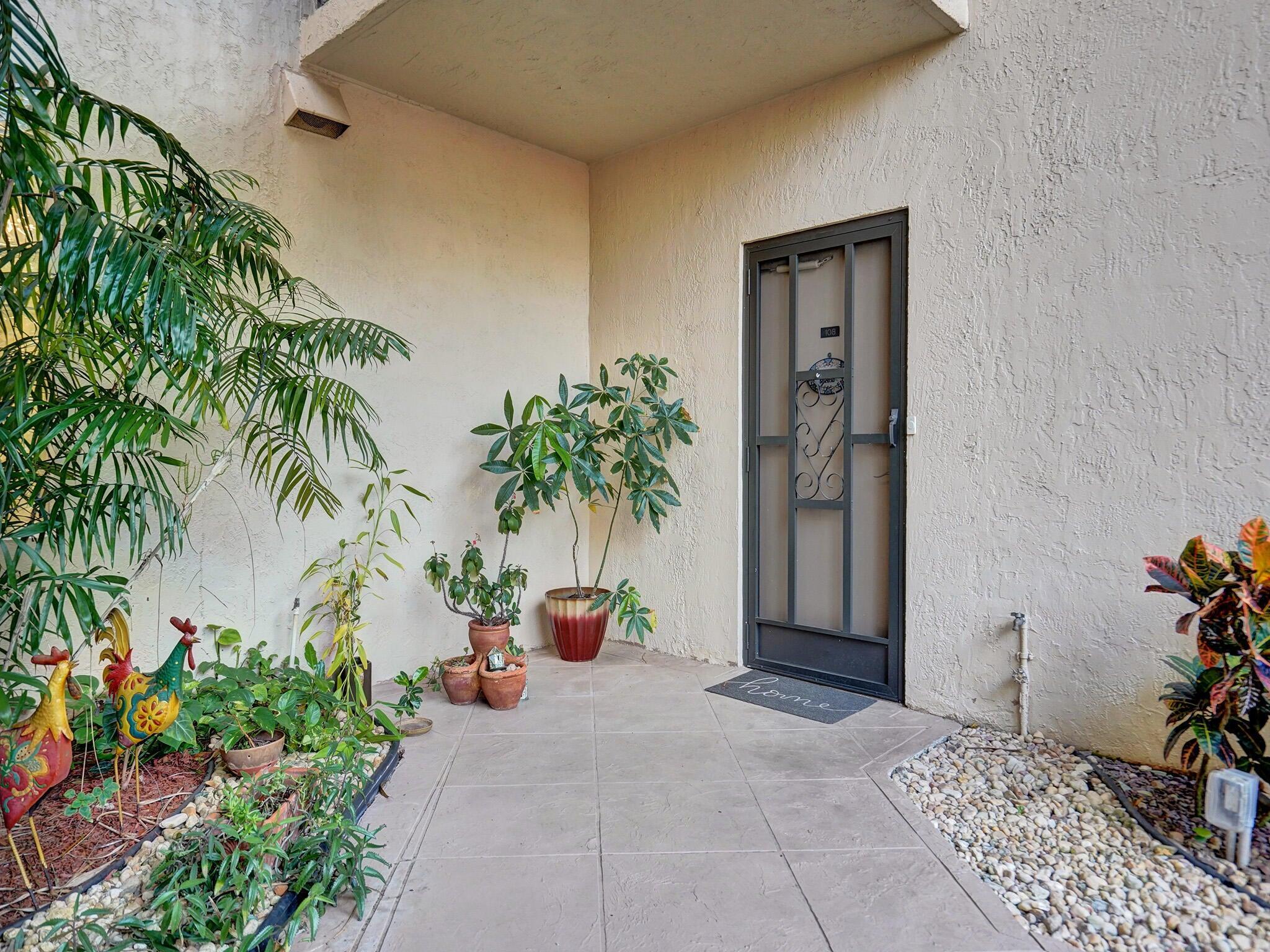 7546 La Paz #108, Boca Raton FL 33433