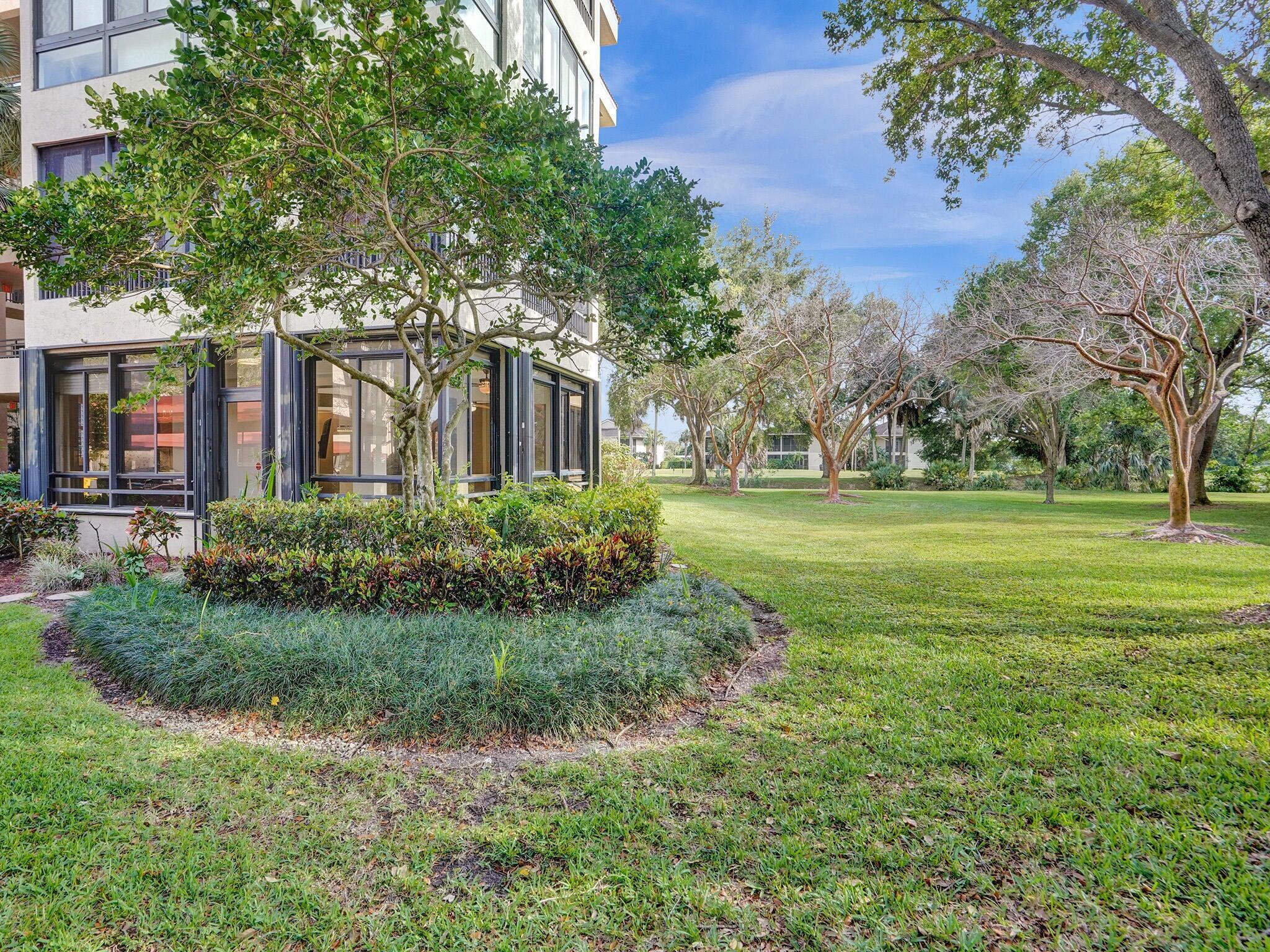 7546 La Paz #108, Boca Raton FL 33433