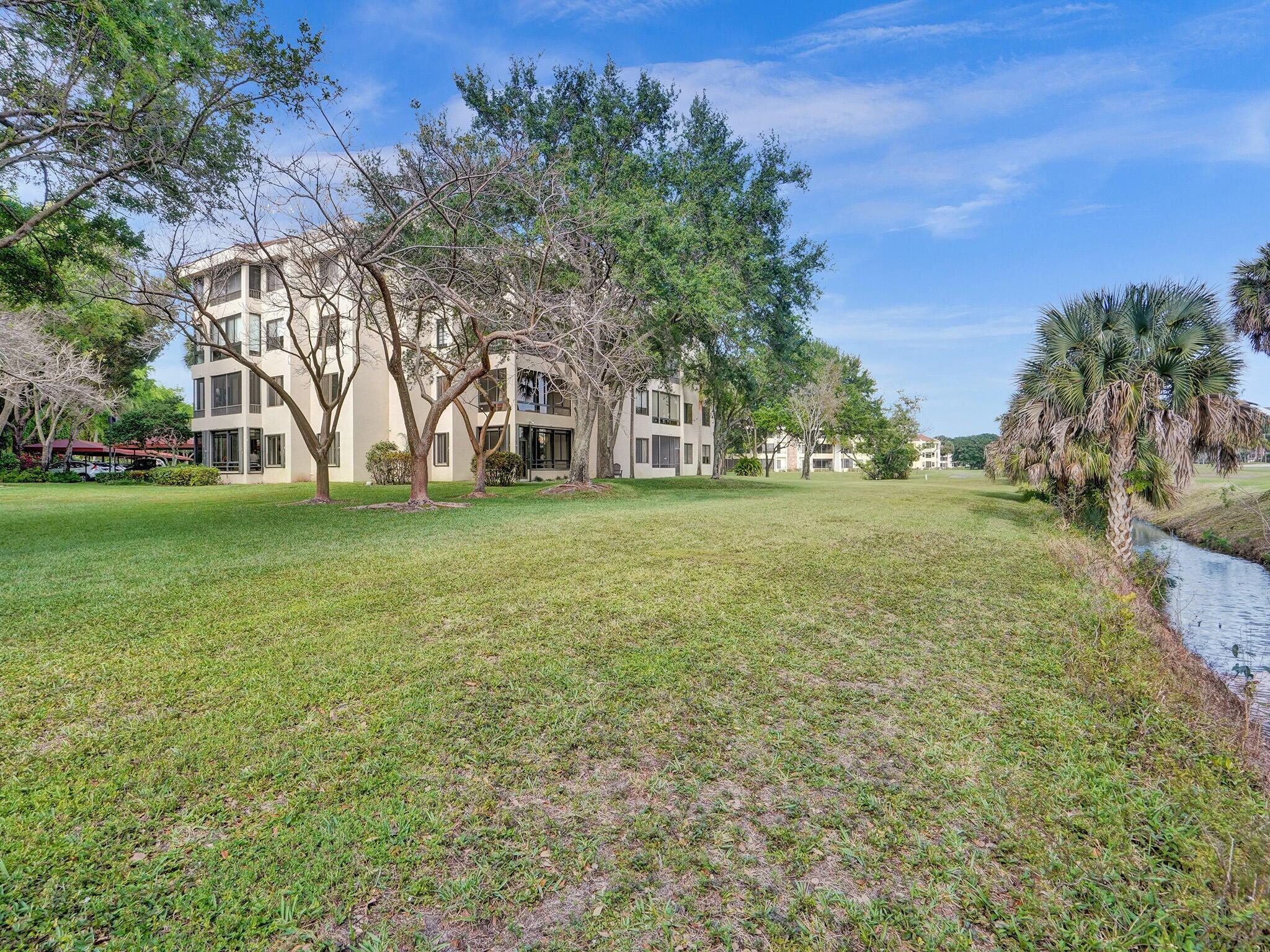 7546 La Paz #108, Boca Raton FL 33433