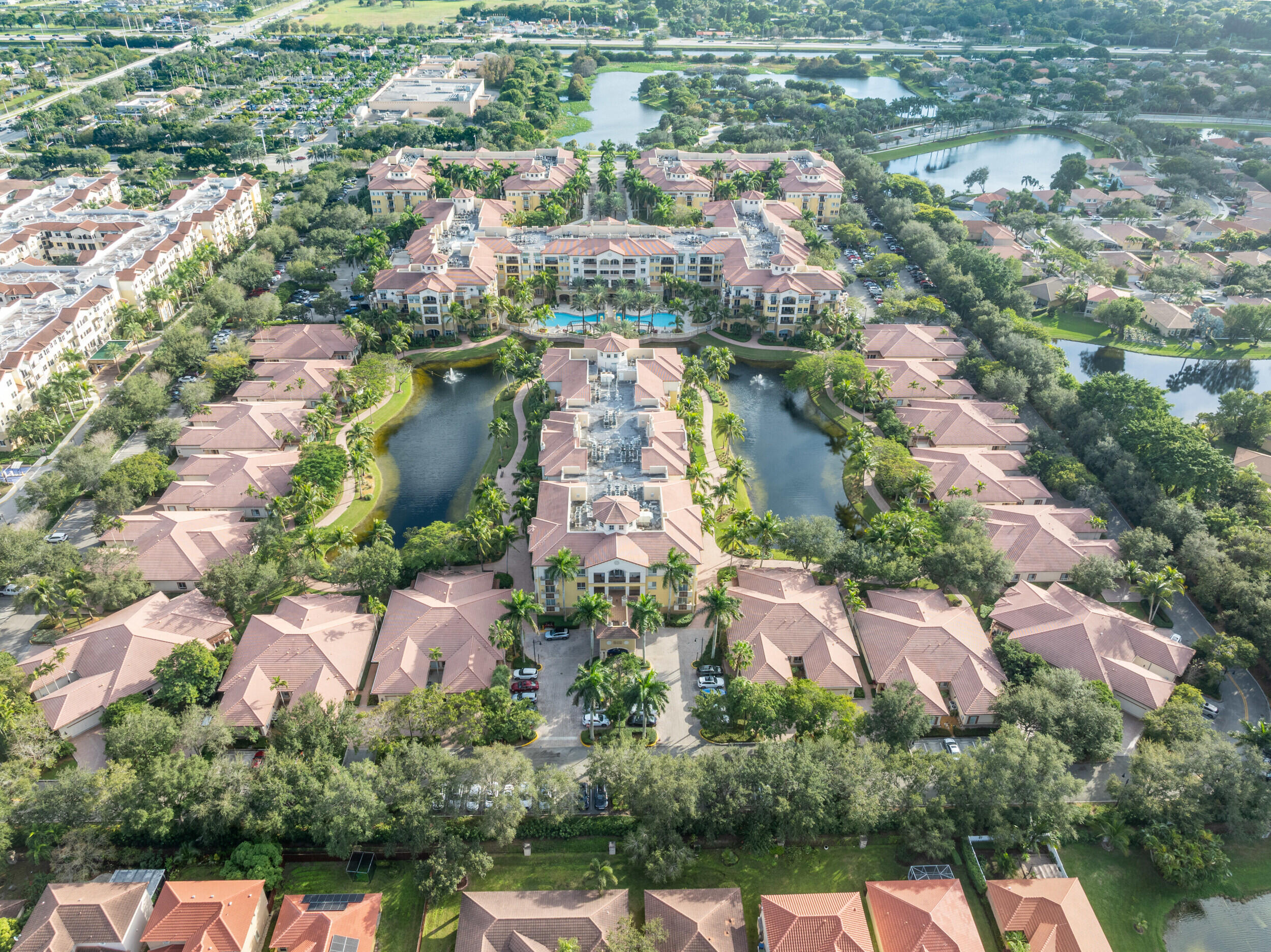 16102 Emerald Estates #220, Weston FL 33331