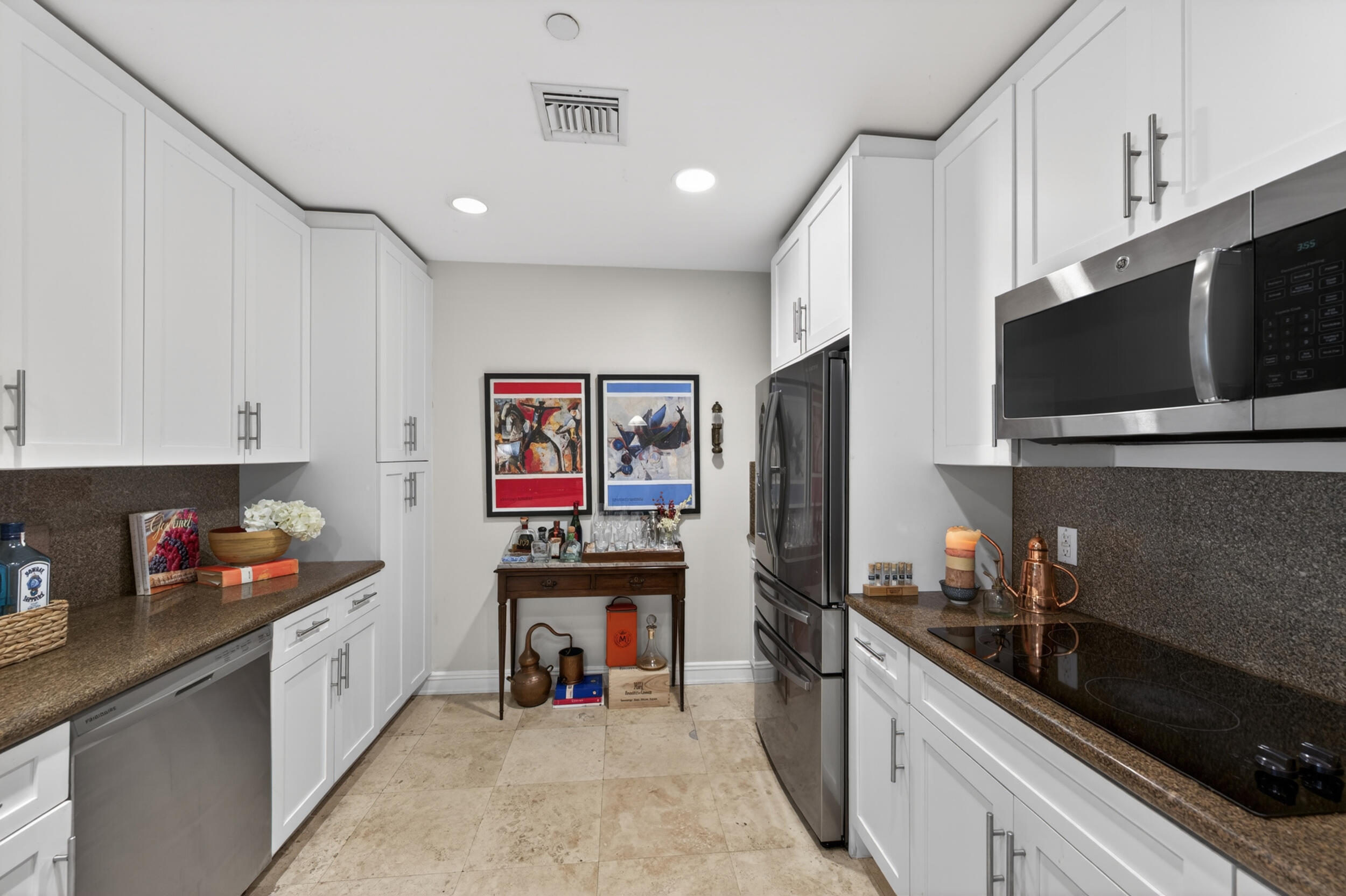 16102 Emerald Estates #220, Weston FL 33331