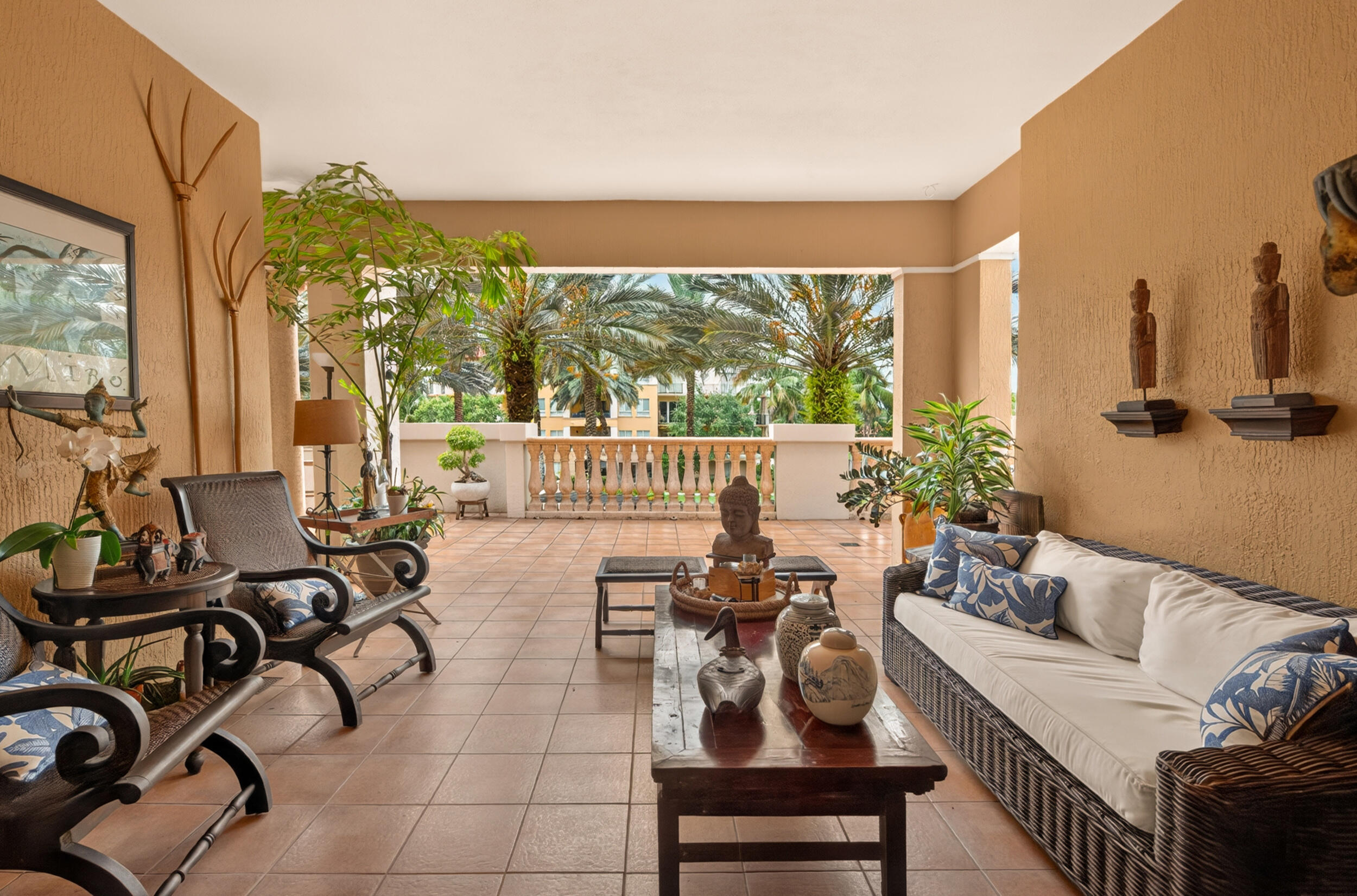16102 Emerald Estates #220, Weston FL 33331