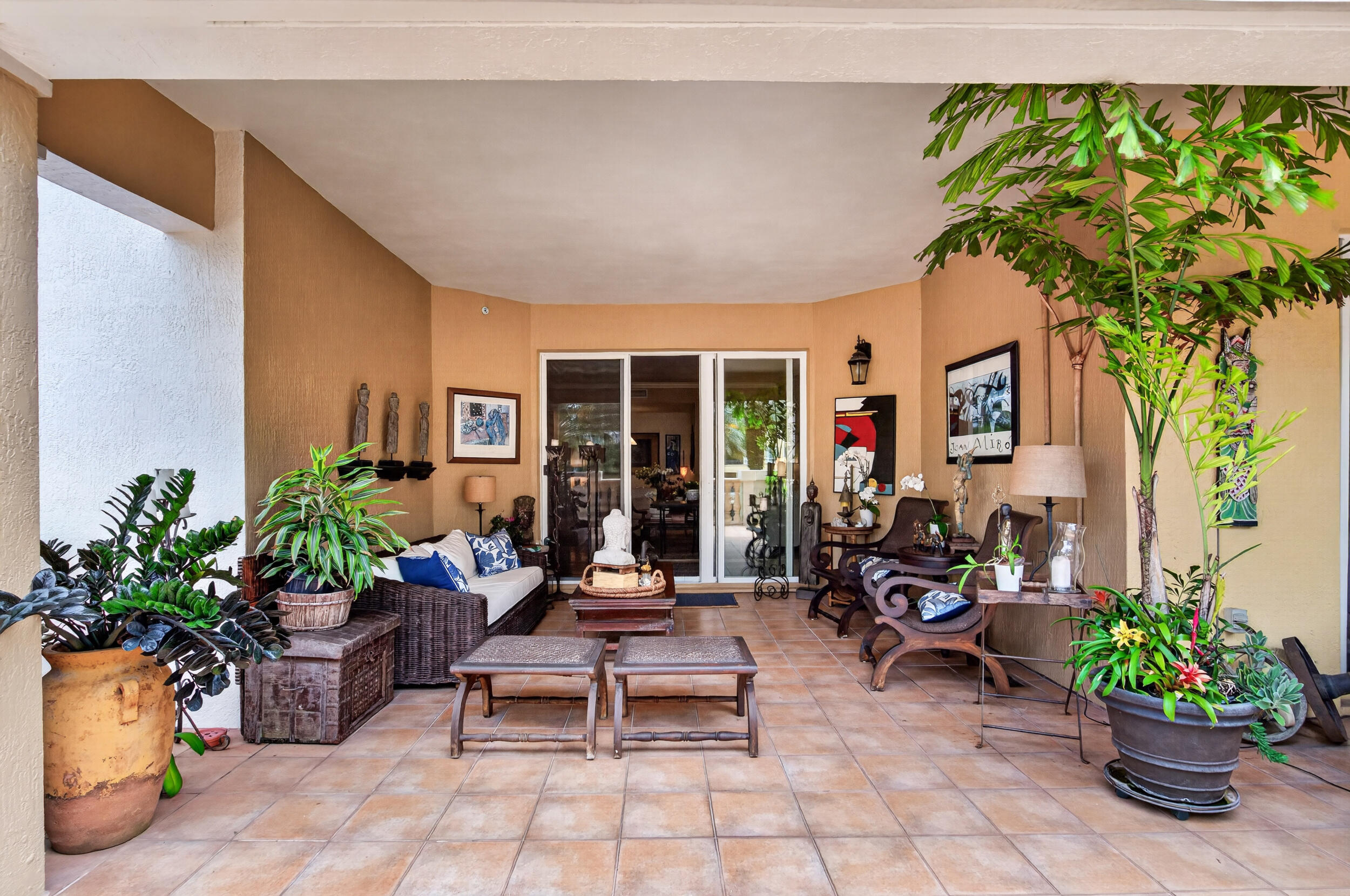 16102 Emerald Estates #220, Weston FL 33331
