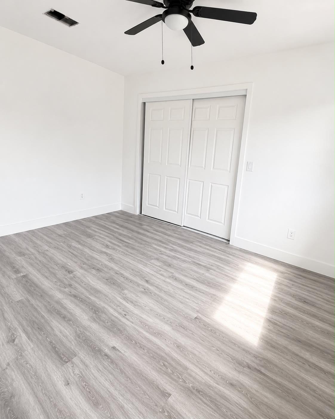 735 20th, West Palm Beach FL 33407