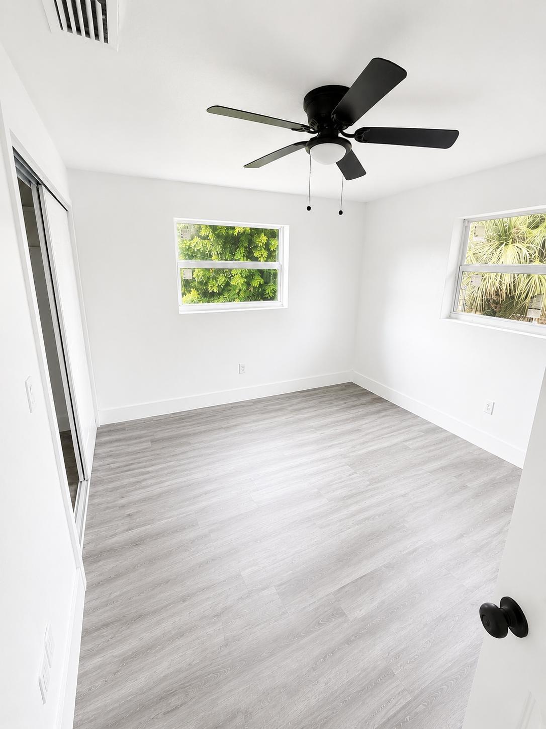 735 20th, West Palm Beach FL 33407
