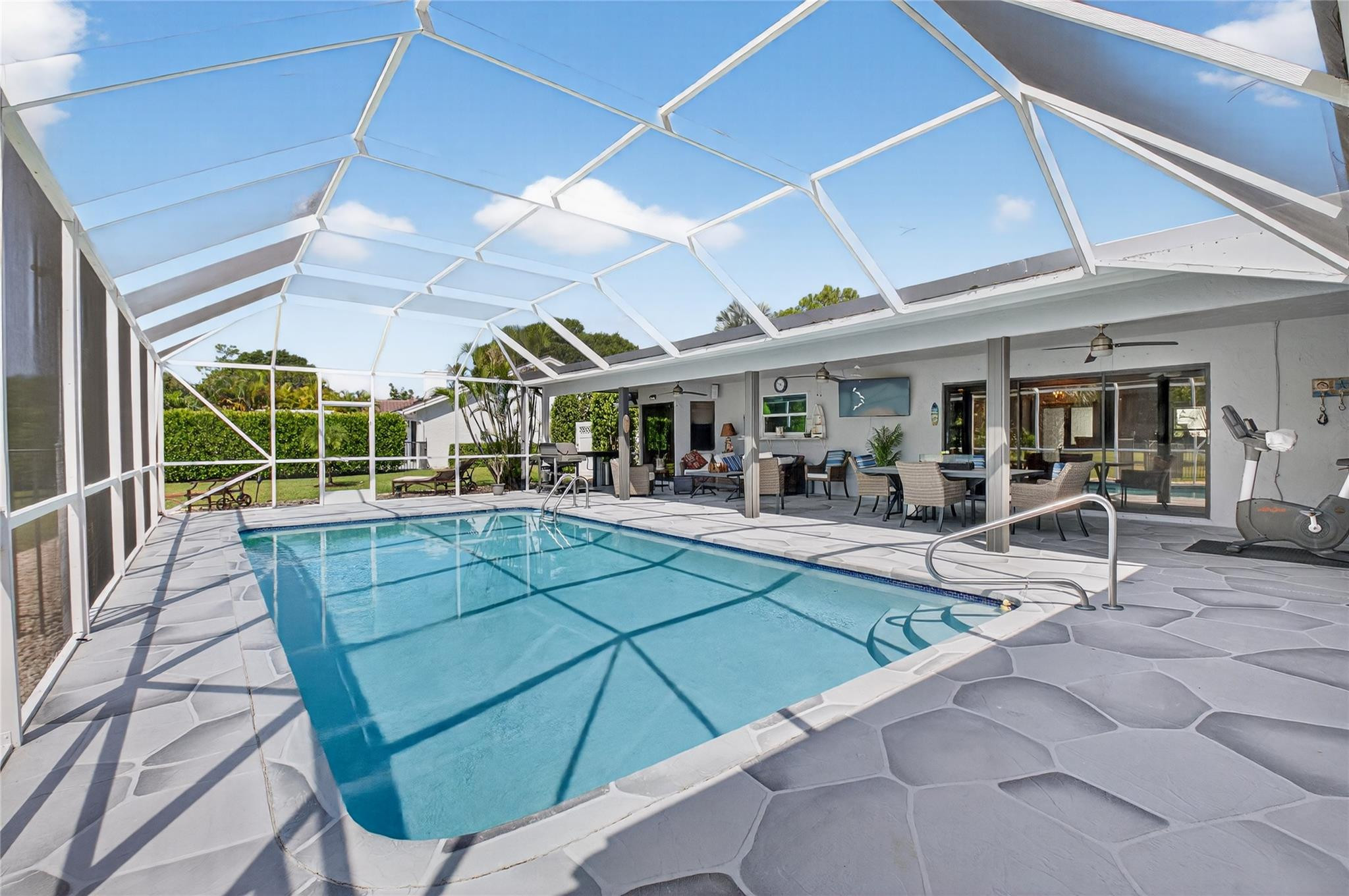 10182 Boca Woods, Boca Raton FL 33428