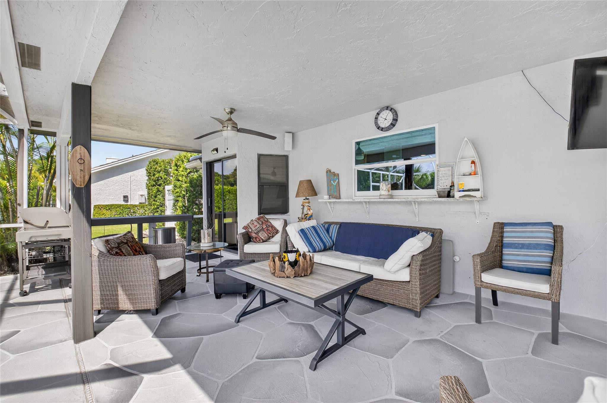 10182 Boca Woods, Boca Raton FL 33428