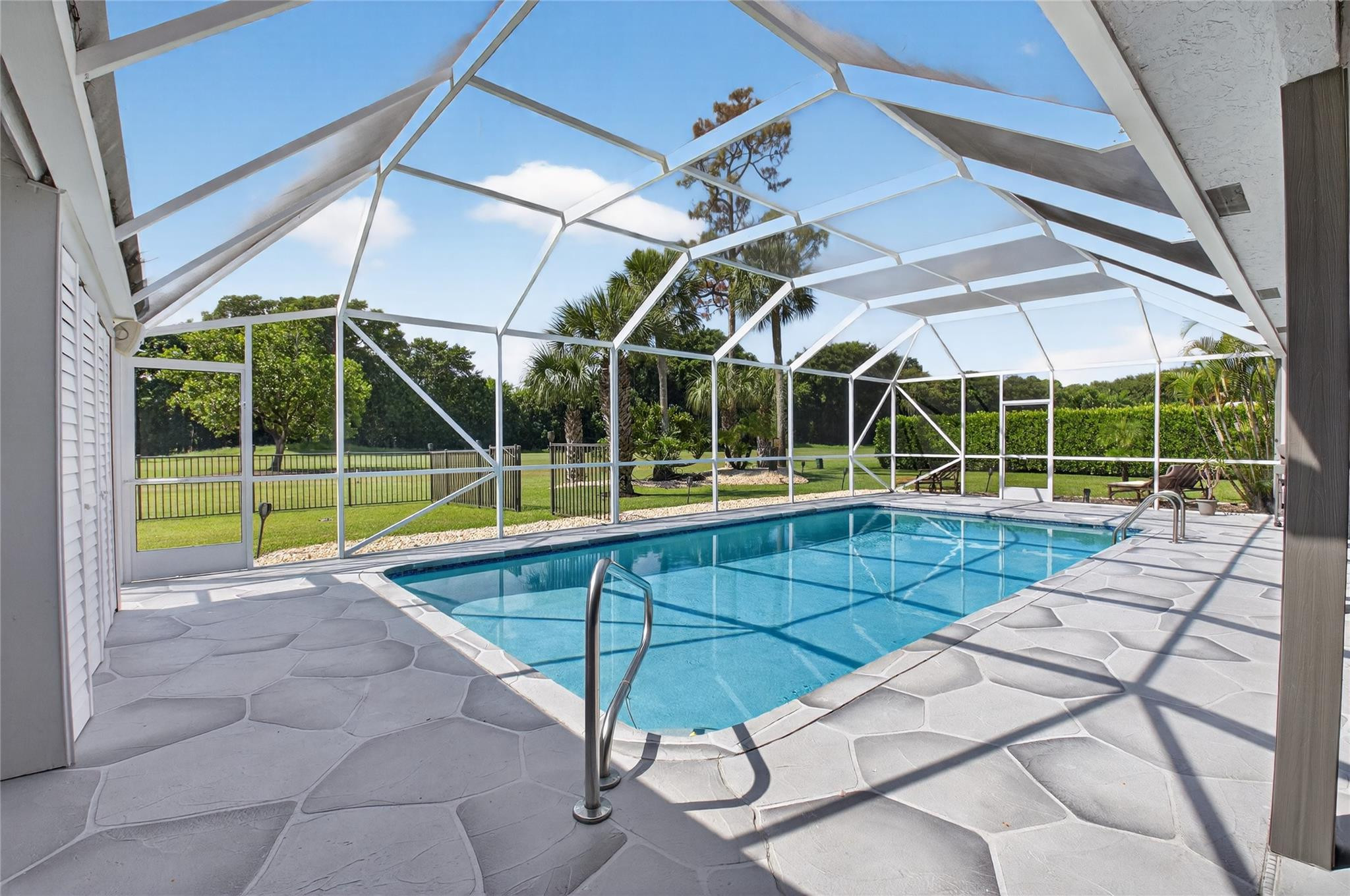 10182 Boca Woods, Boca Raton FL 33428