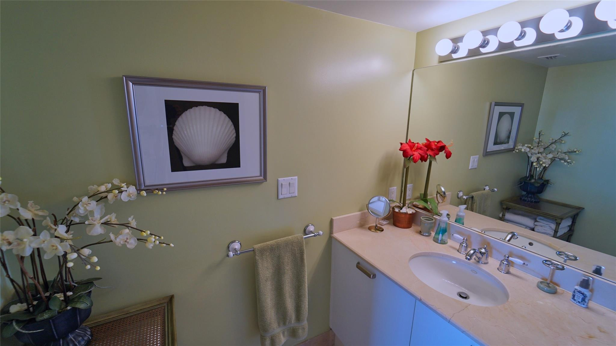 2011 N Ocean #1606, Fort Lauderdale FL 33305
