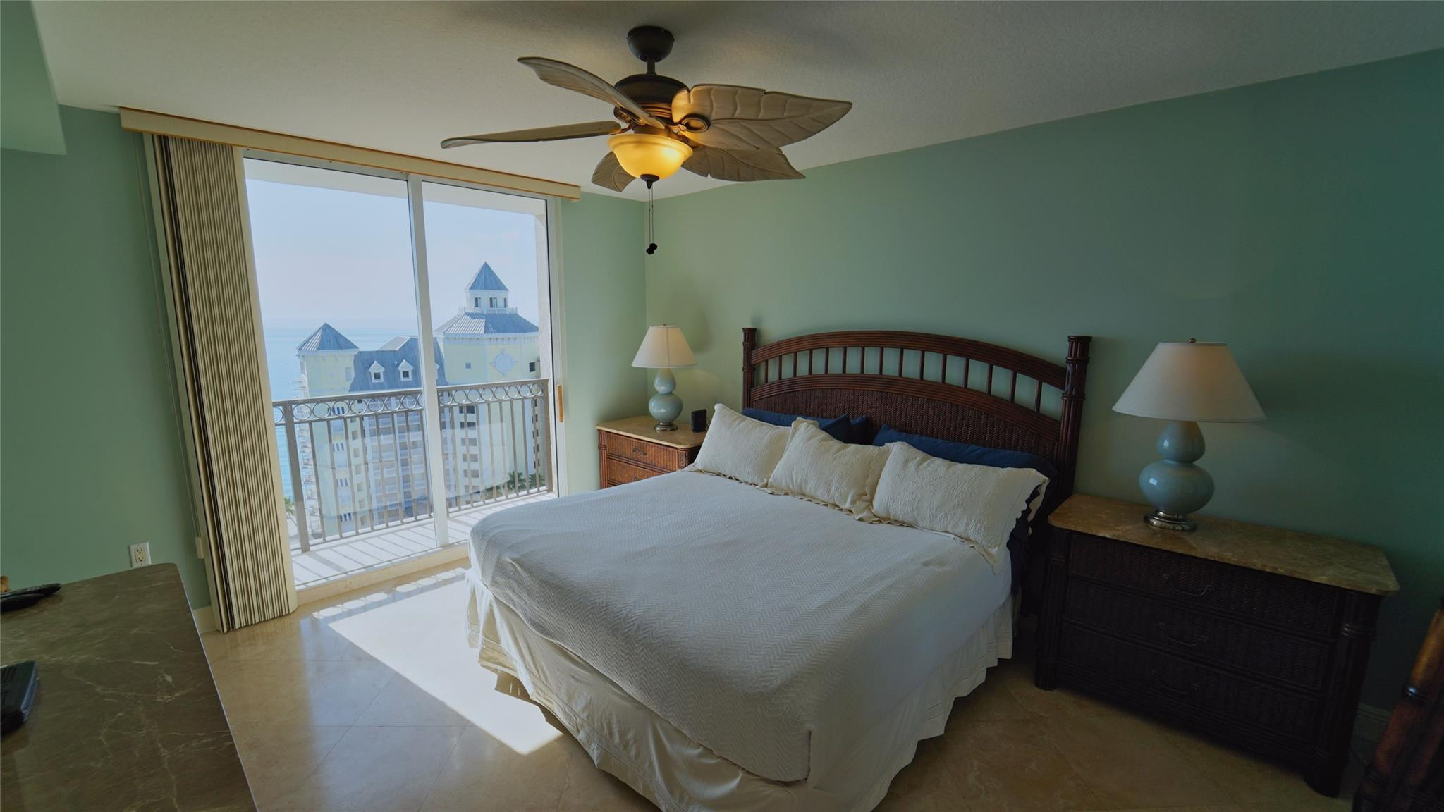 2011 N Ocean #1606, Fort Lauderdale FL 33305
