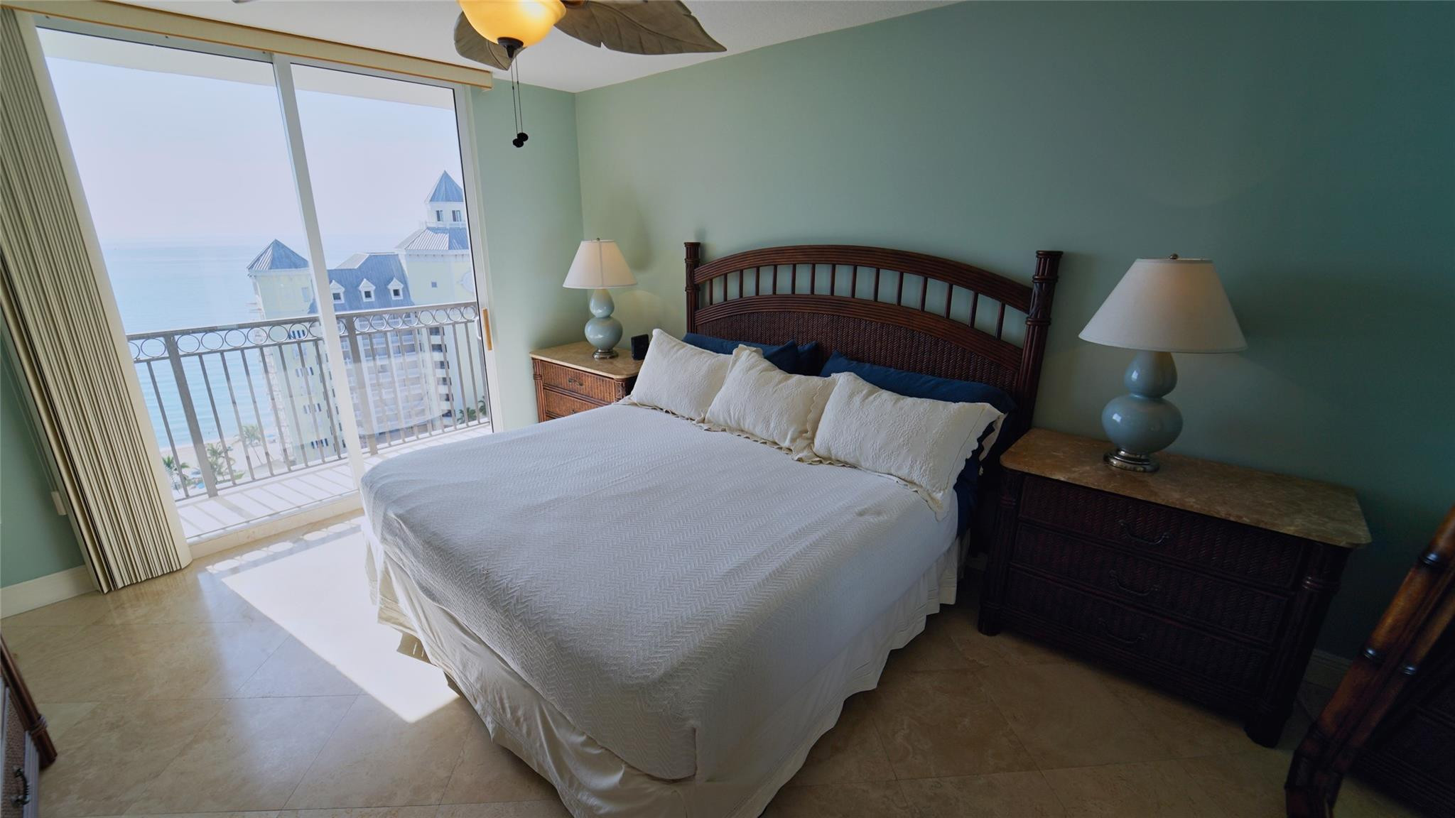 2011 N Ocean #1606, Fort Lauderdale FL 33305