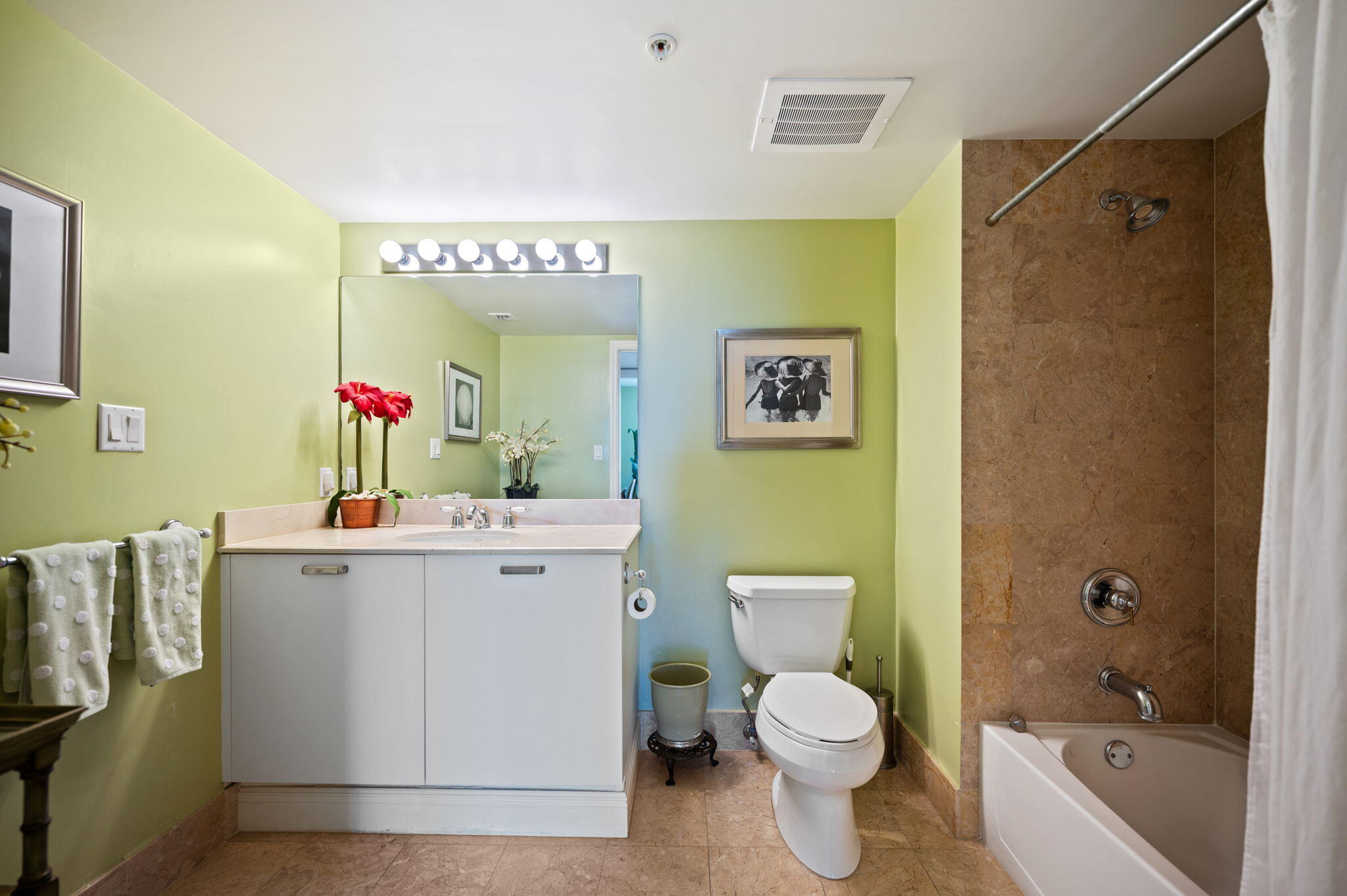 2011 N Ocean #1606, Fort Lauderdale FL 33305