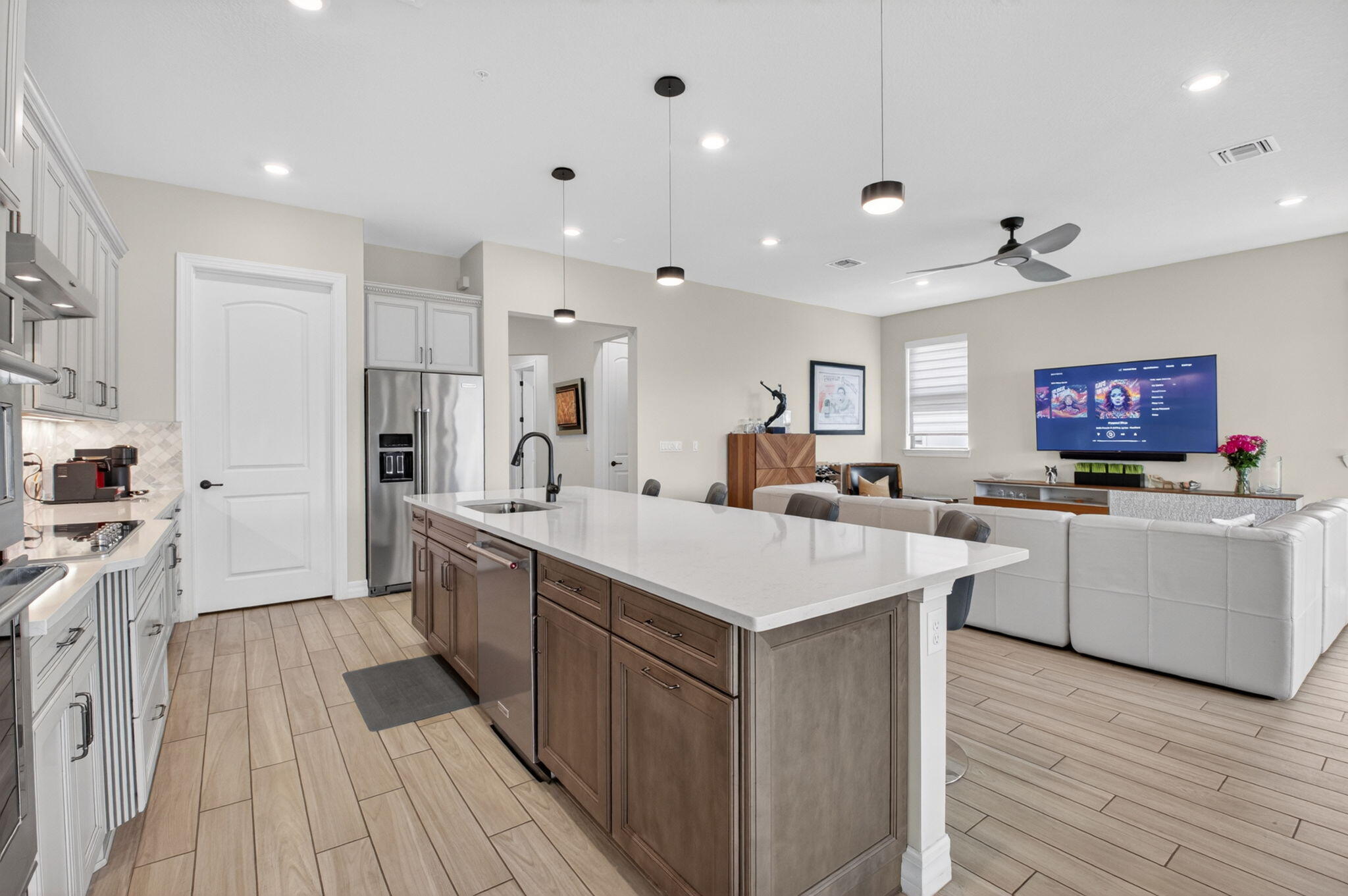 21956 Canadensis #201, Boca Raton FL 33428