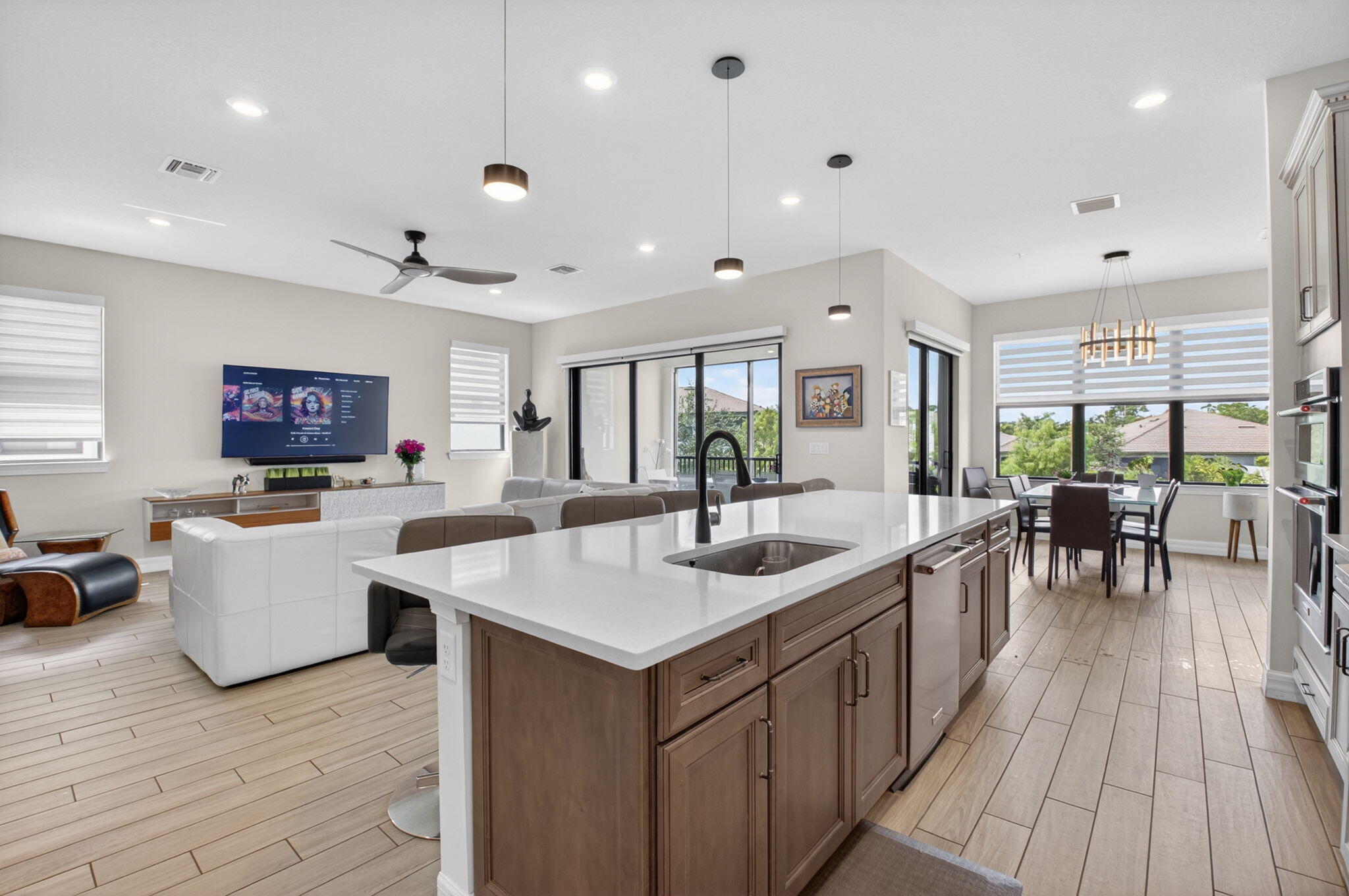 21956 Canadensis #201, Boca Raton FL 33428