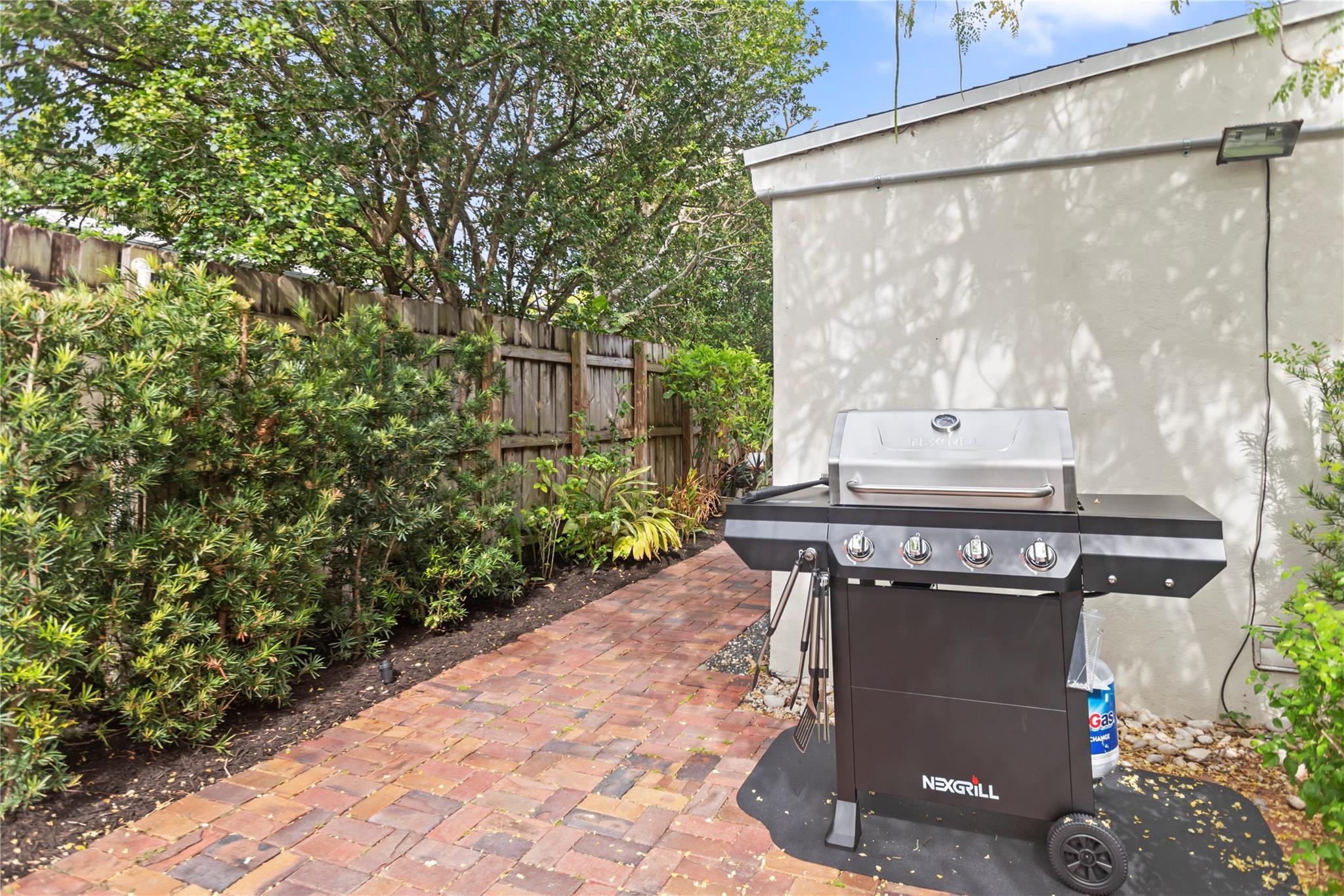 1736 NE 18th, Fort Lauderdale FL 33305