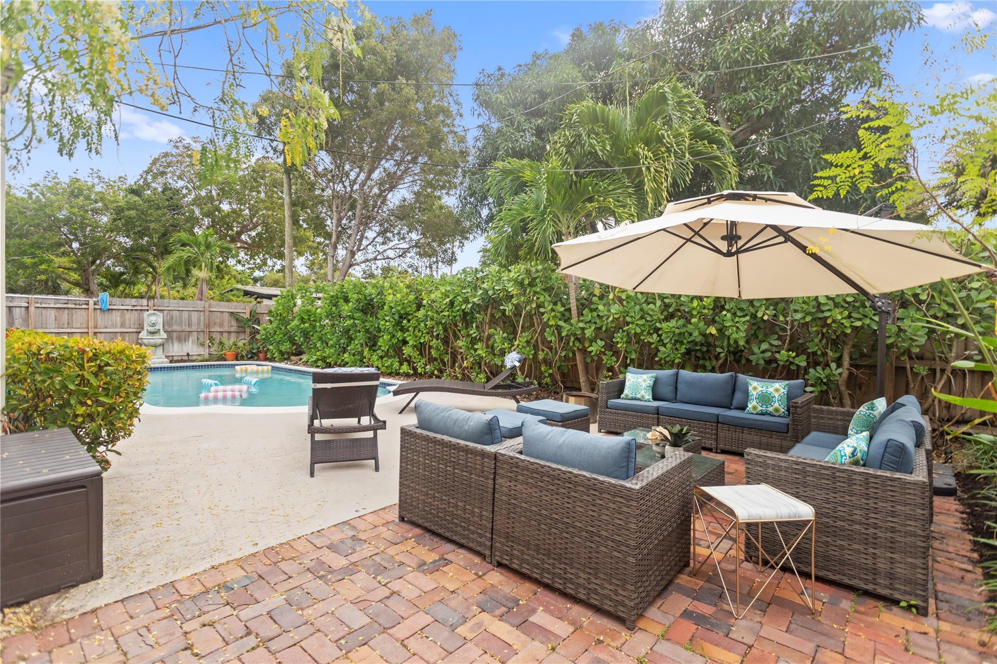 1736 NE 18th, Fort Lauderdale FL 33305