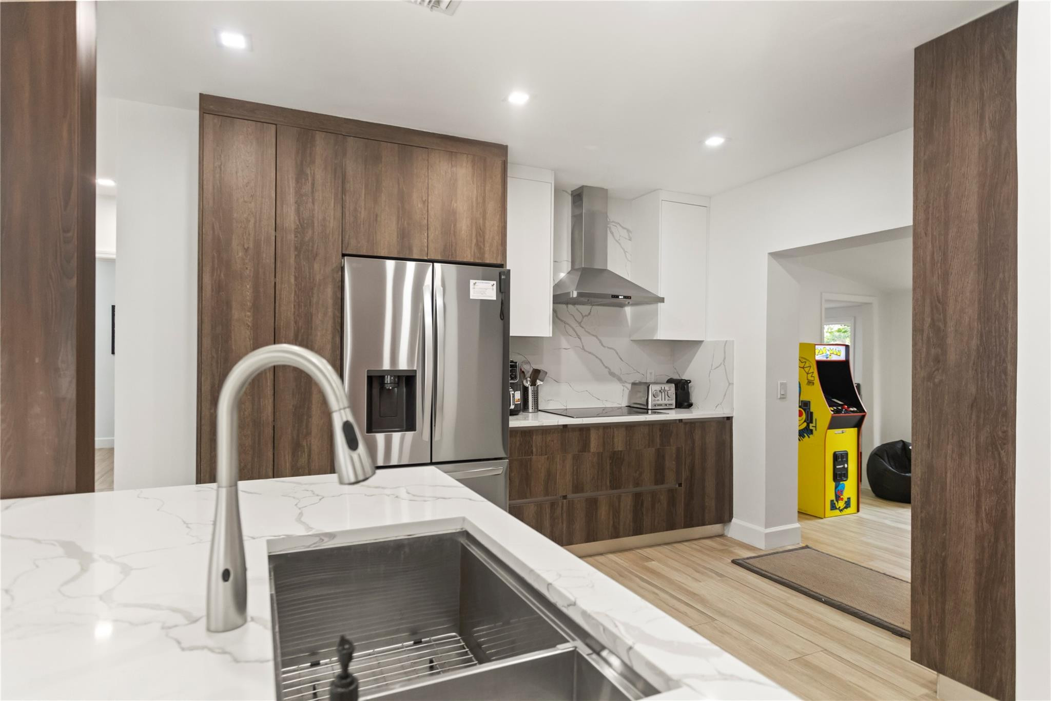 1736 NE 18th, Fort Lauderdale FL 33305