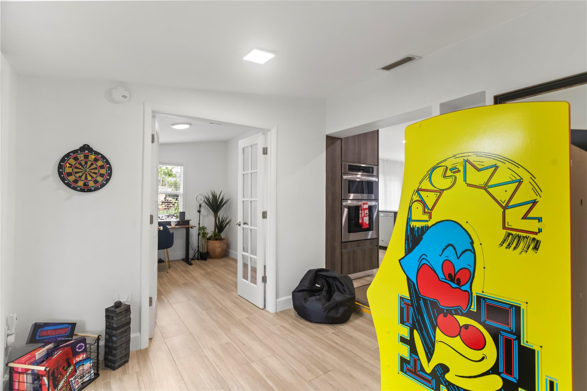 1736 NE 18th, Fort Lauderdale FL 33305