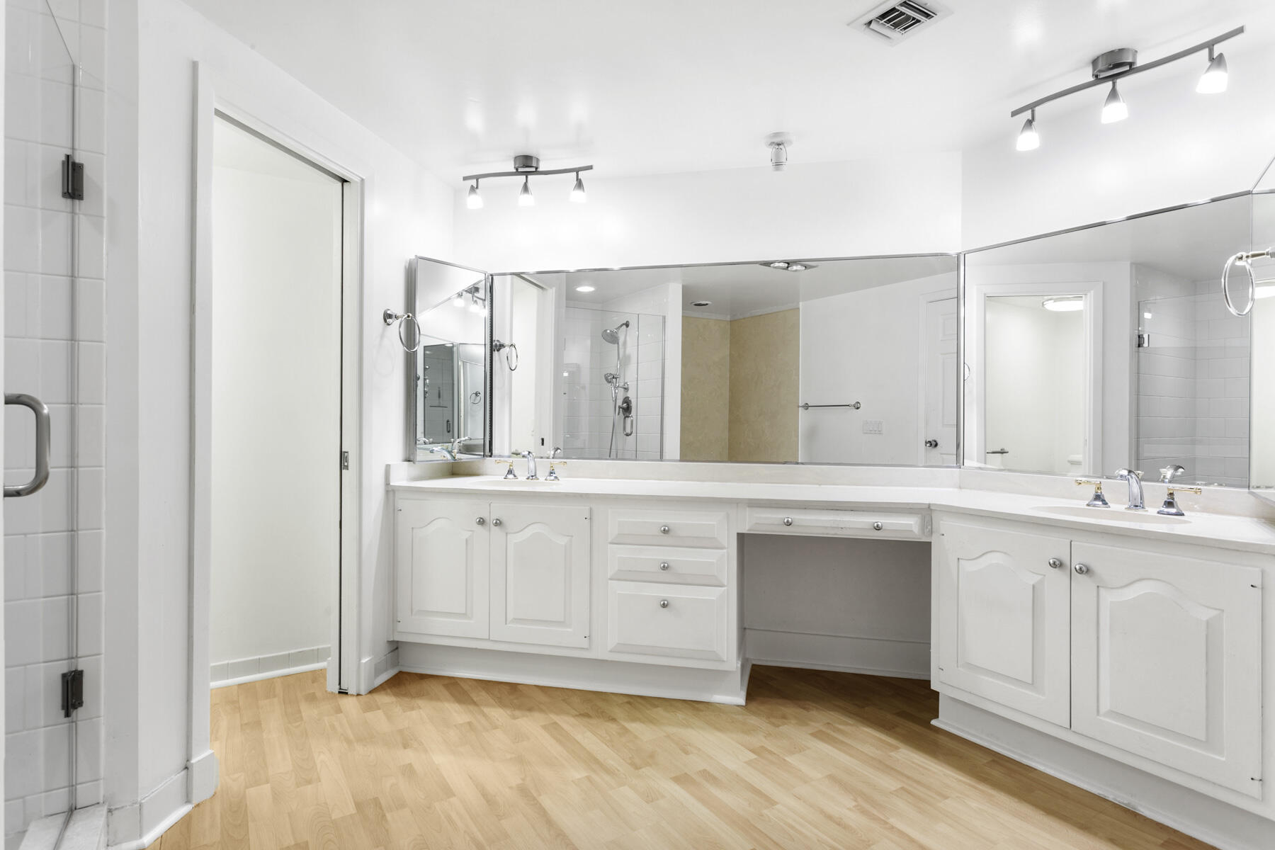 1100 W Marine #A3l, North Palm Beach FL 33408