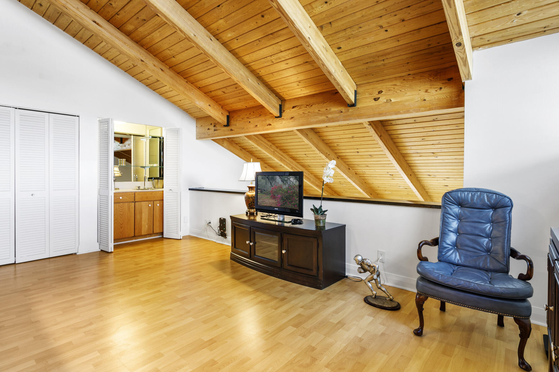 1100 W Marine #A3l, North Palm Beach FL 33408