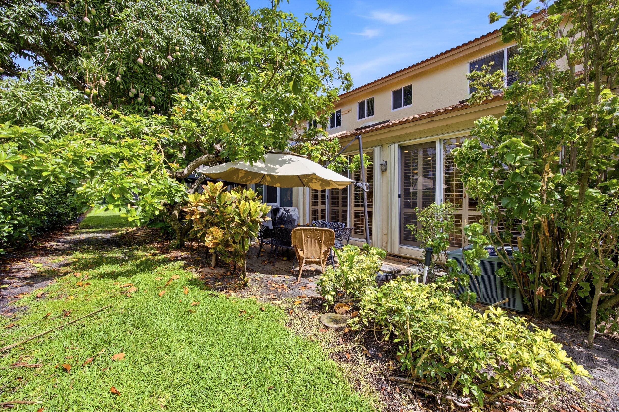 6738 Via Regina, Boca Raton FL 33433