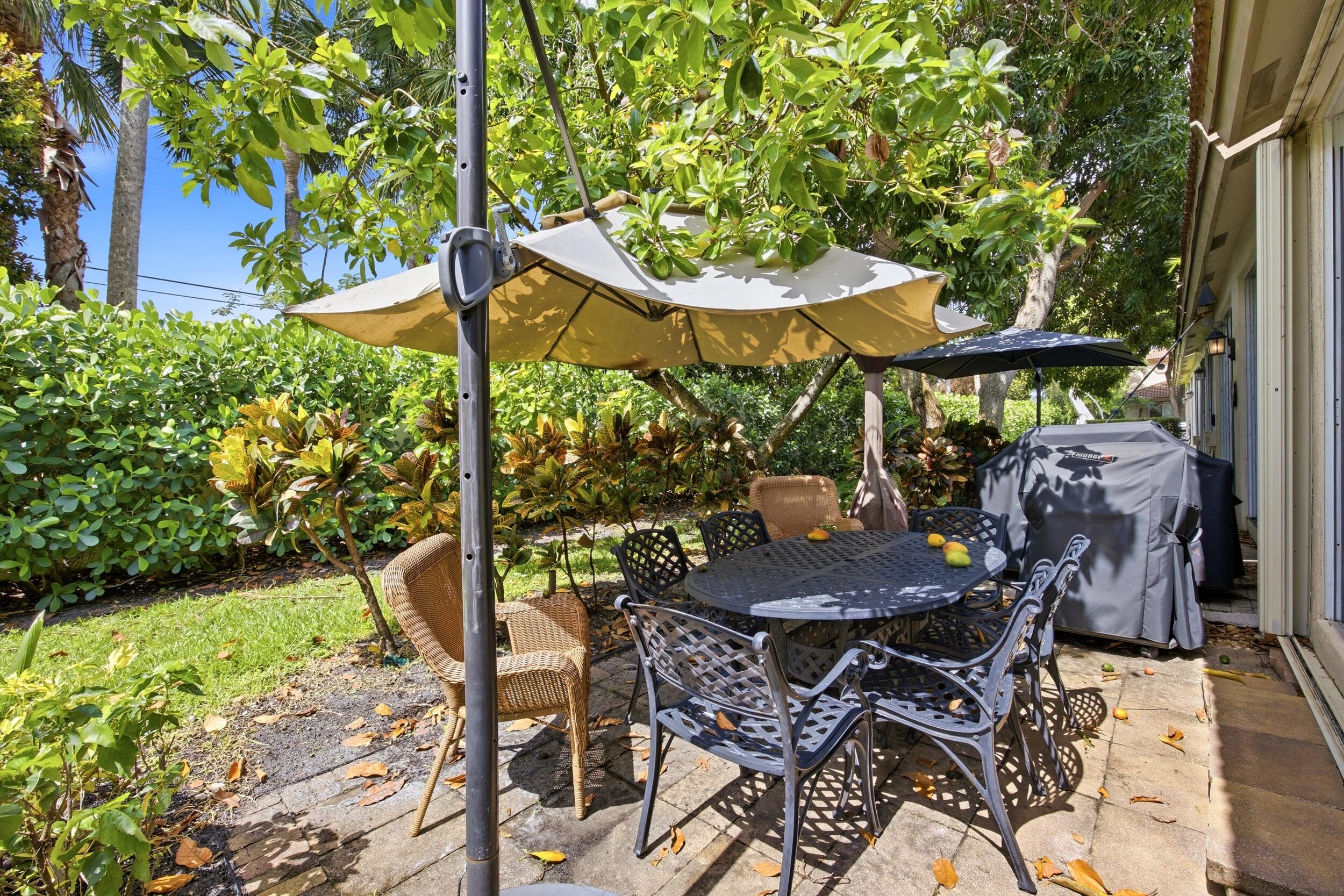 6738 Via Regina, Boca Raton FL 33433