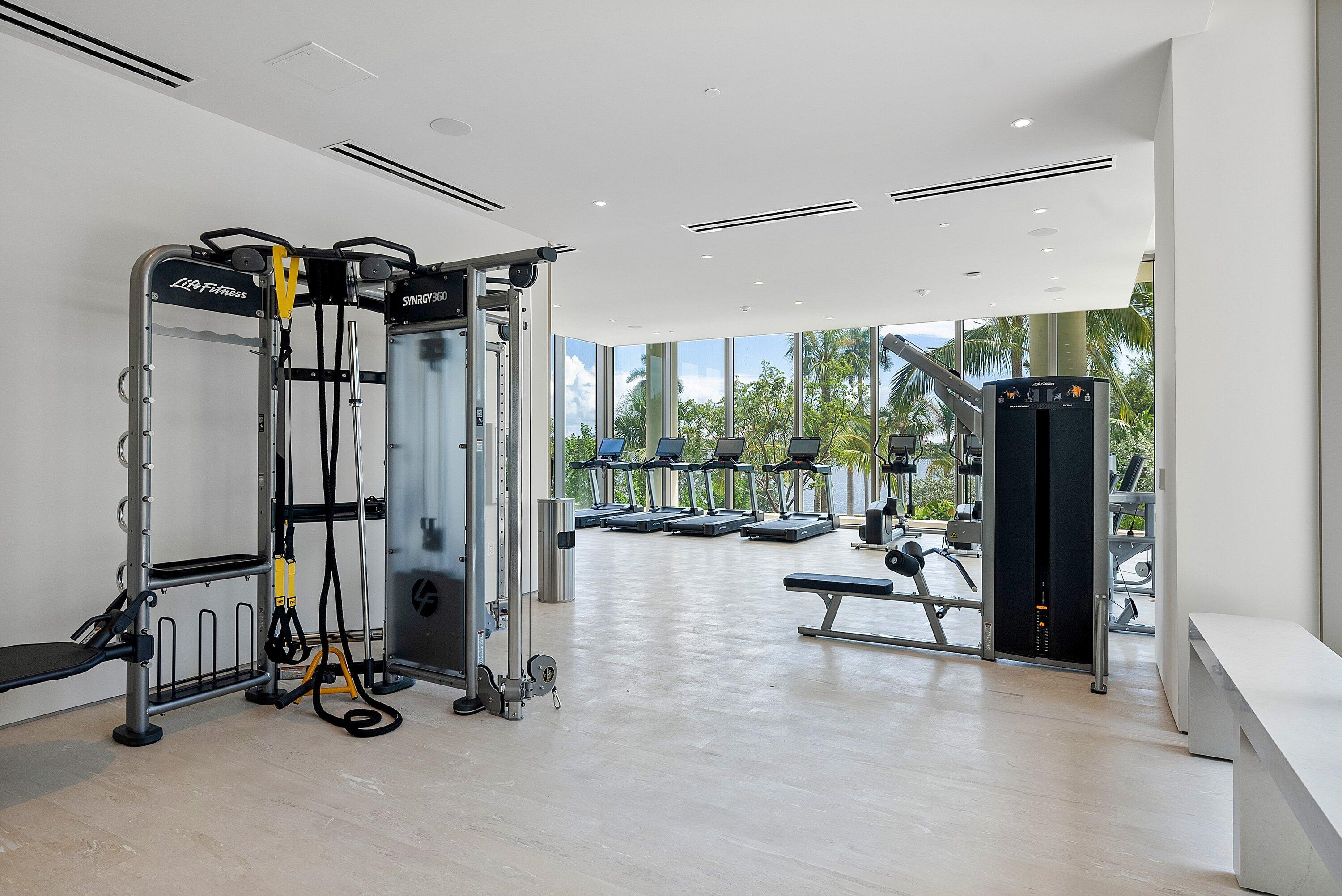 200 Arkona #804, West Palm Beach FL 33401