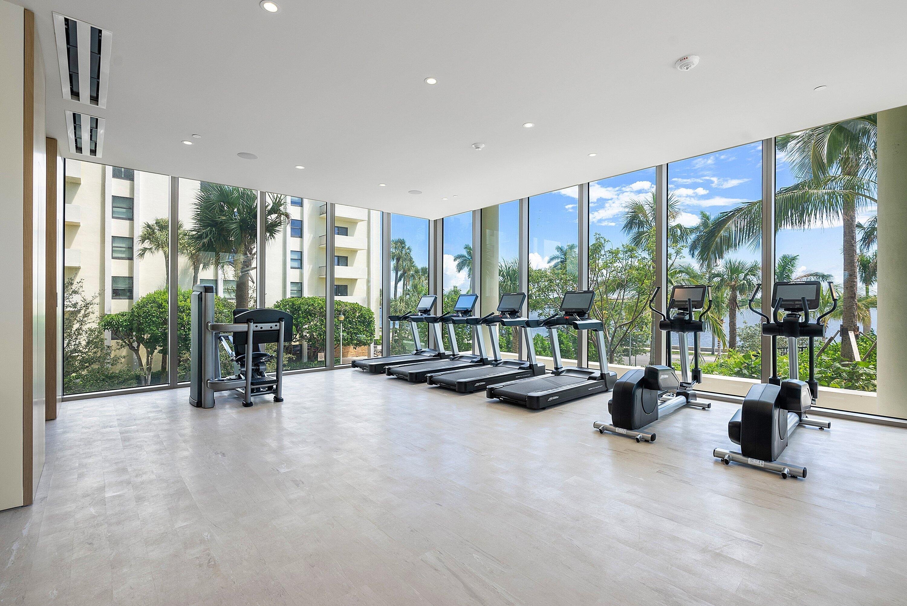 200 Arkona #804, West Palm Beach FL 33401