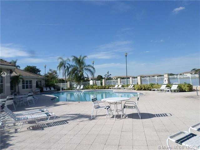 5005 Wiles #108, Coconut Creek FL 33073