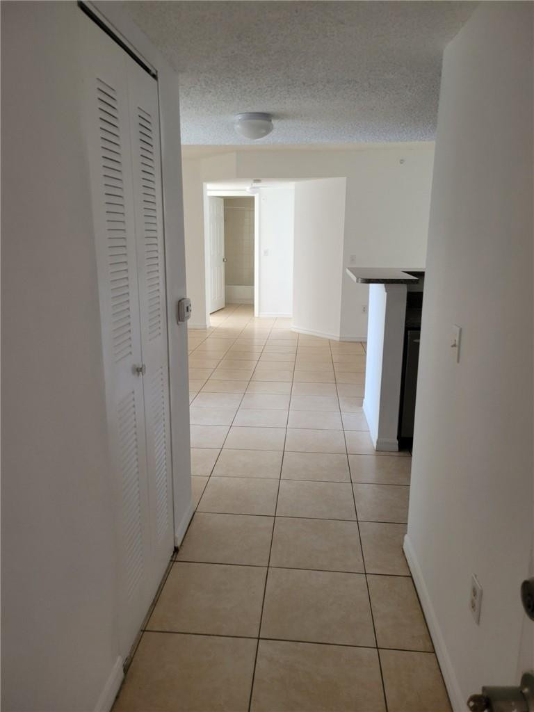 5005 Wiles #108, Coconut Creek FL 33073