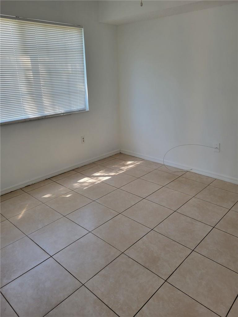 5005 Wiles #108, Coconut Creek FL 33073