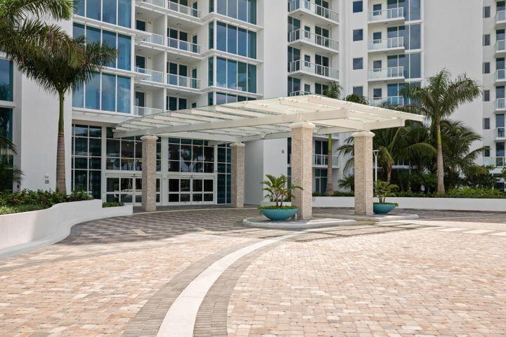 20155 Boca West #B701, Boca Raton FL 33434