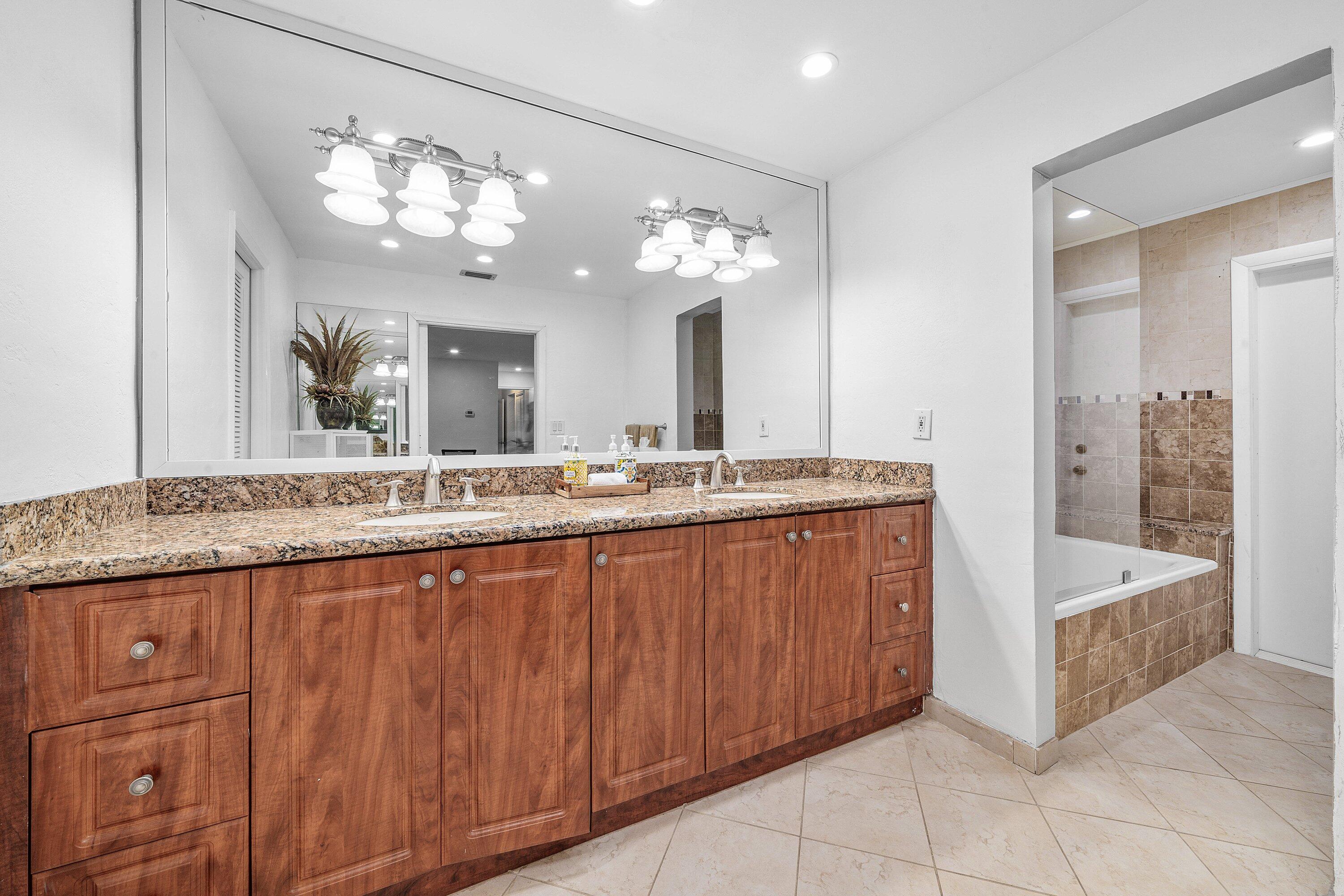 1006 SE 6th, Deerfield Beach FL 33441