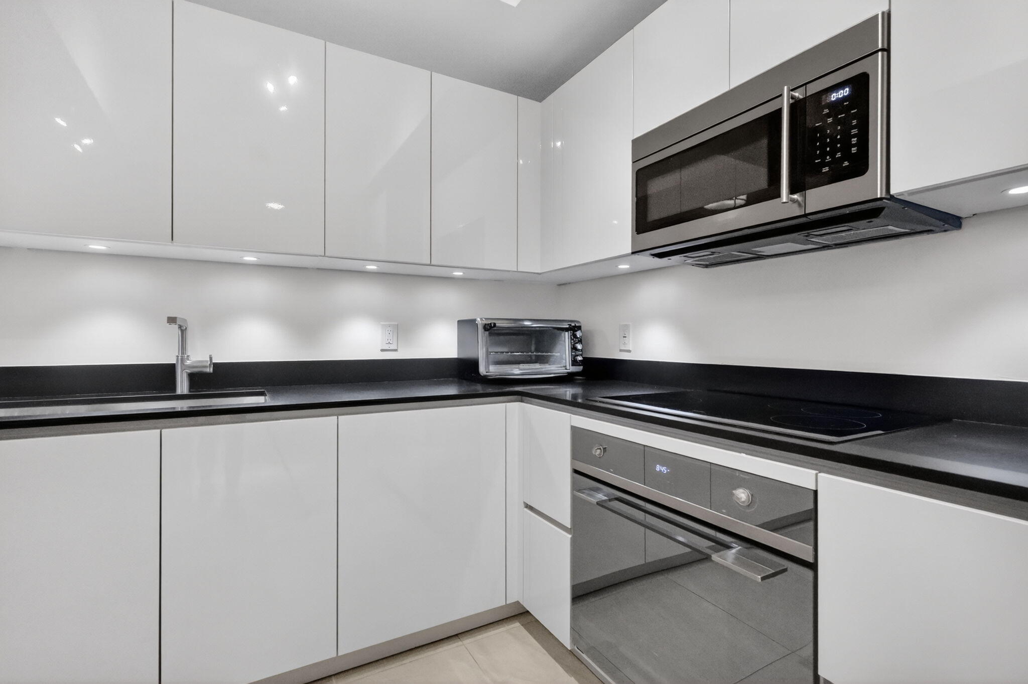 1010 Brickell #1607, Miami FL 33131