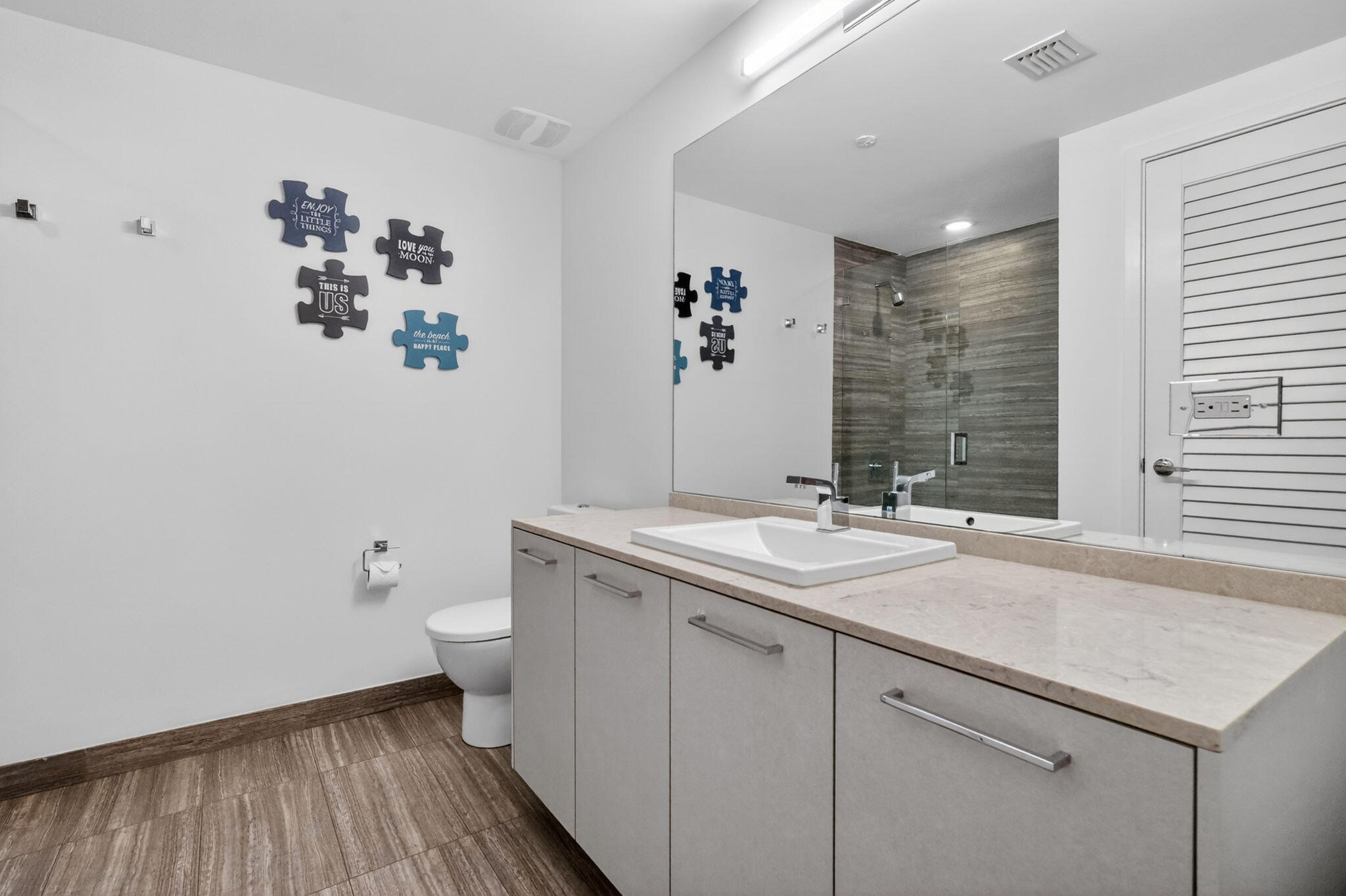 1010 Brickell #1607, Miami FL 33131