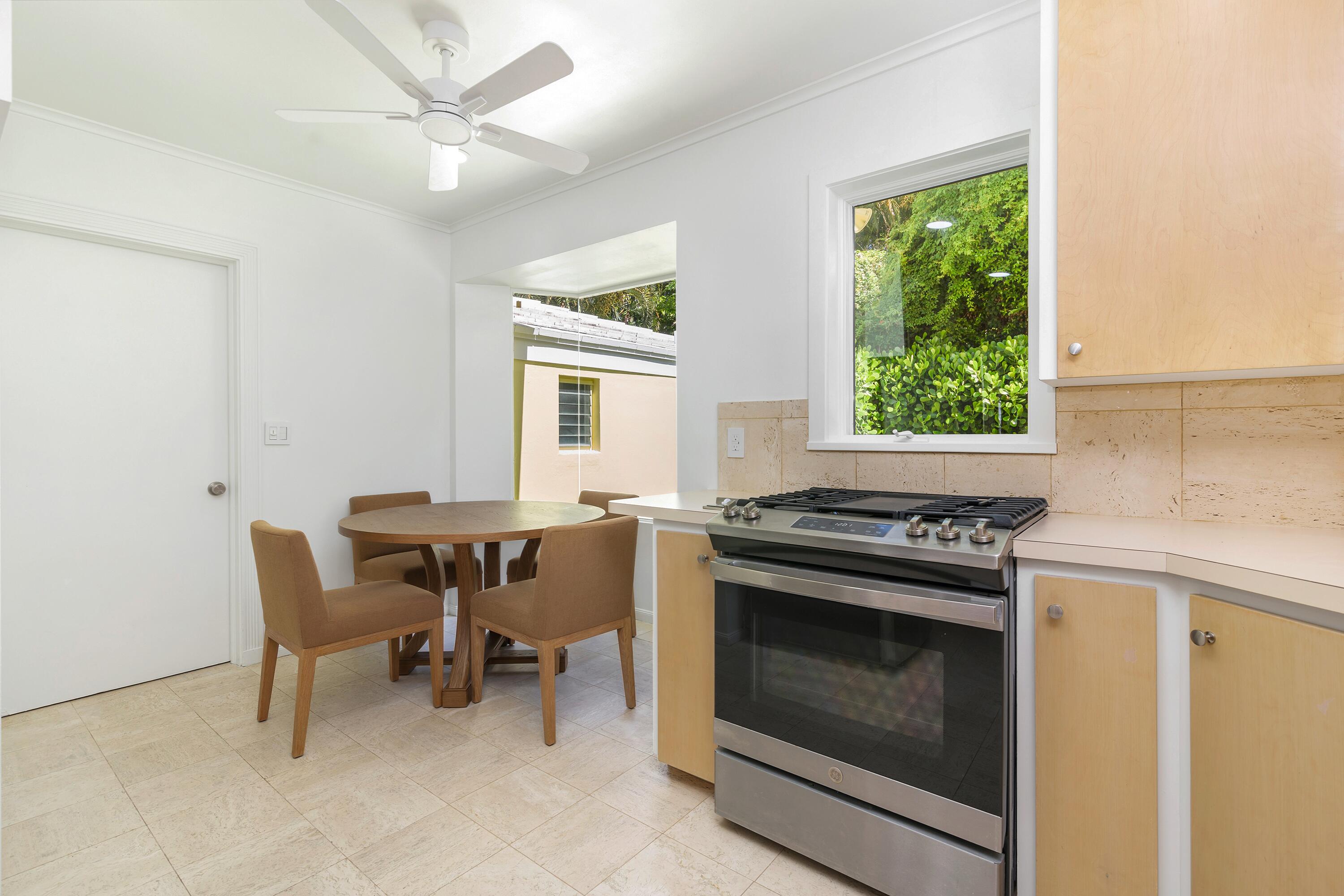 241 Via Linda, Palm Beach FL 33480