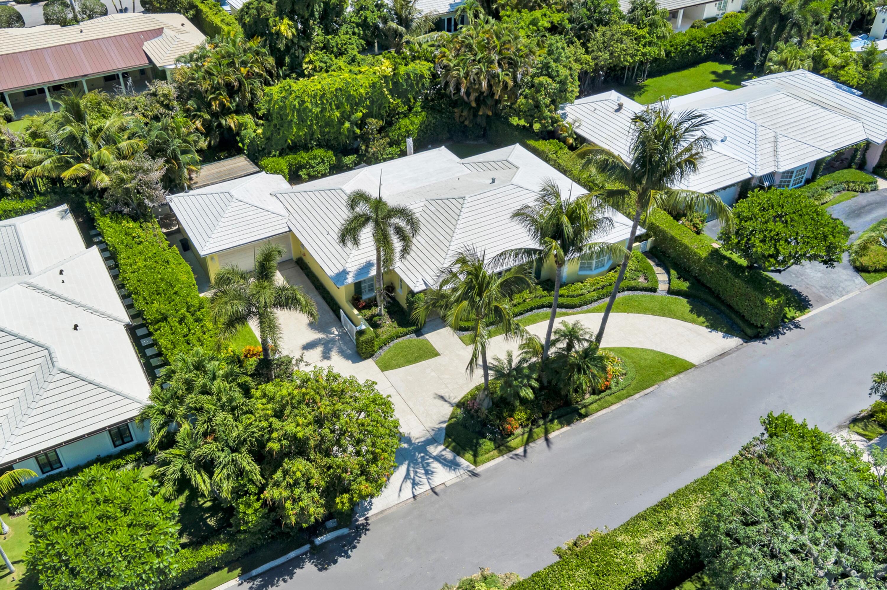 241 Via Linda, Palm Beach FL 33480