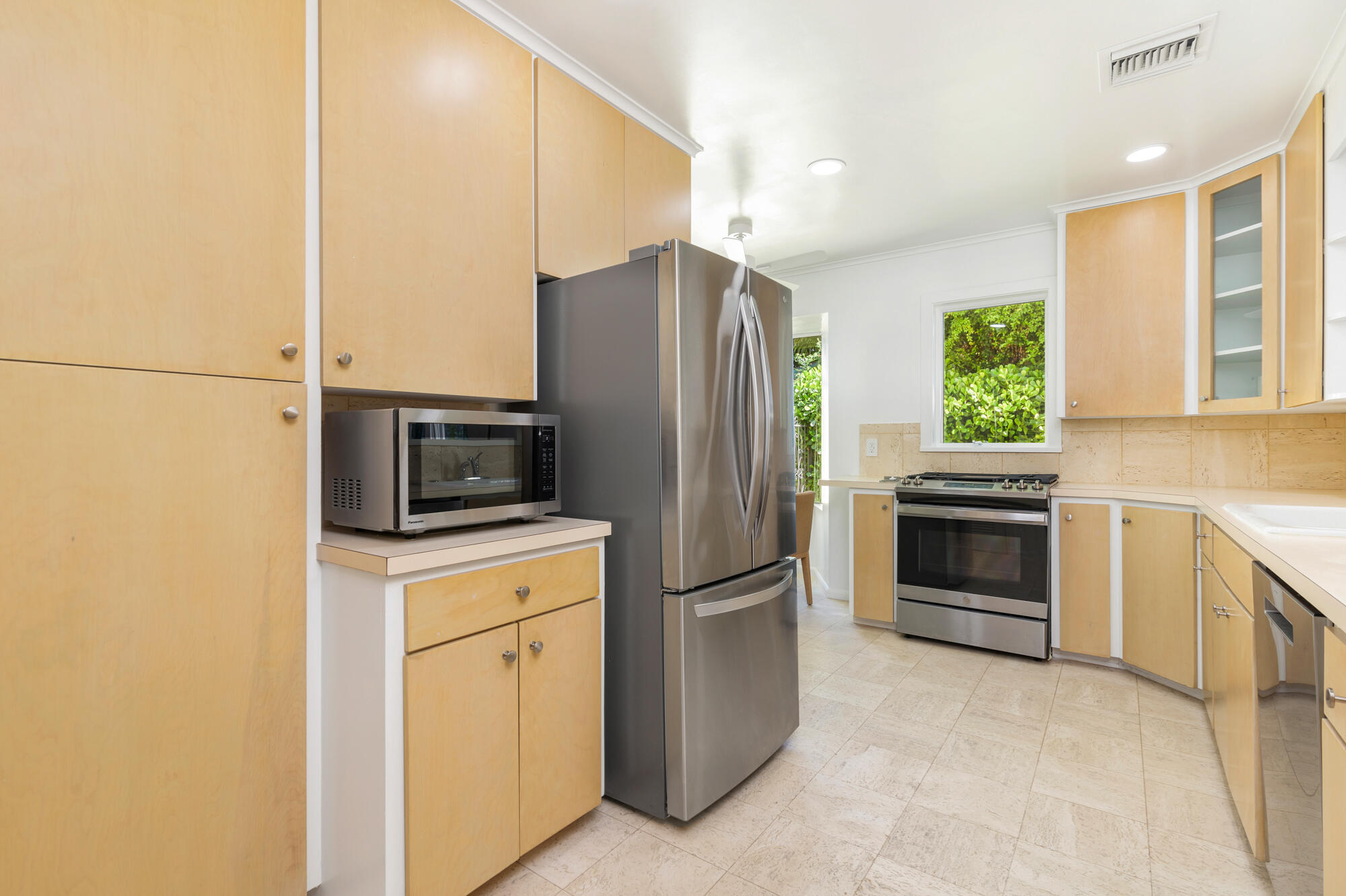 241 Via Linda, Palm Beach FL 33480