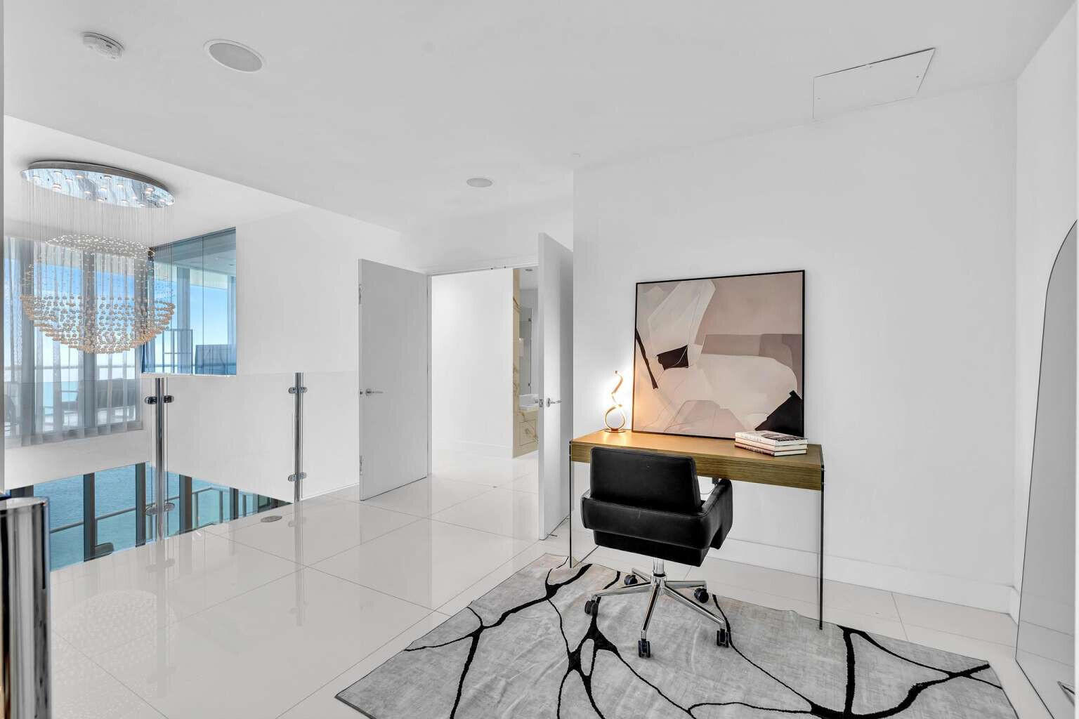 17121 Collins #4403, Sunny Isles Beach FL 33160