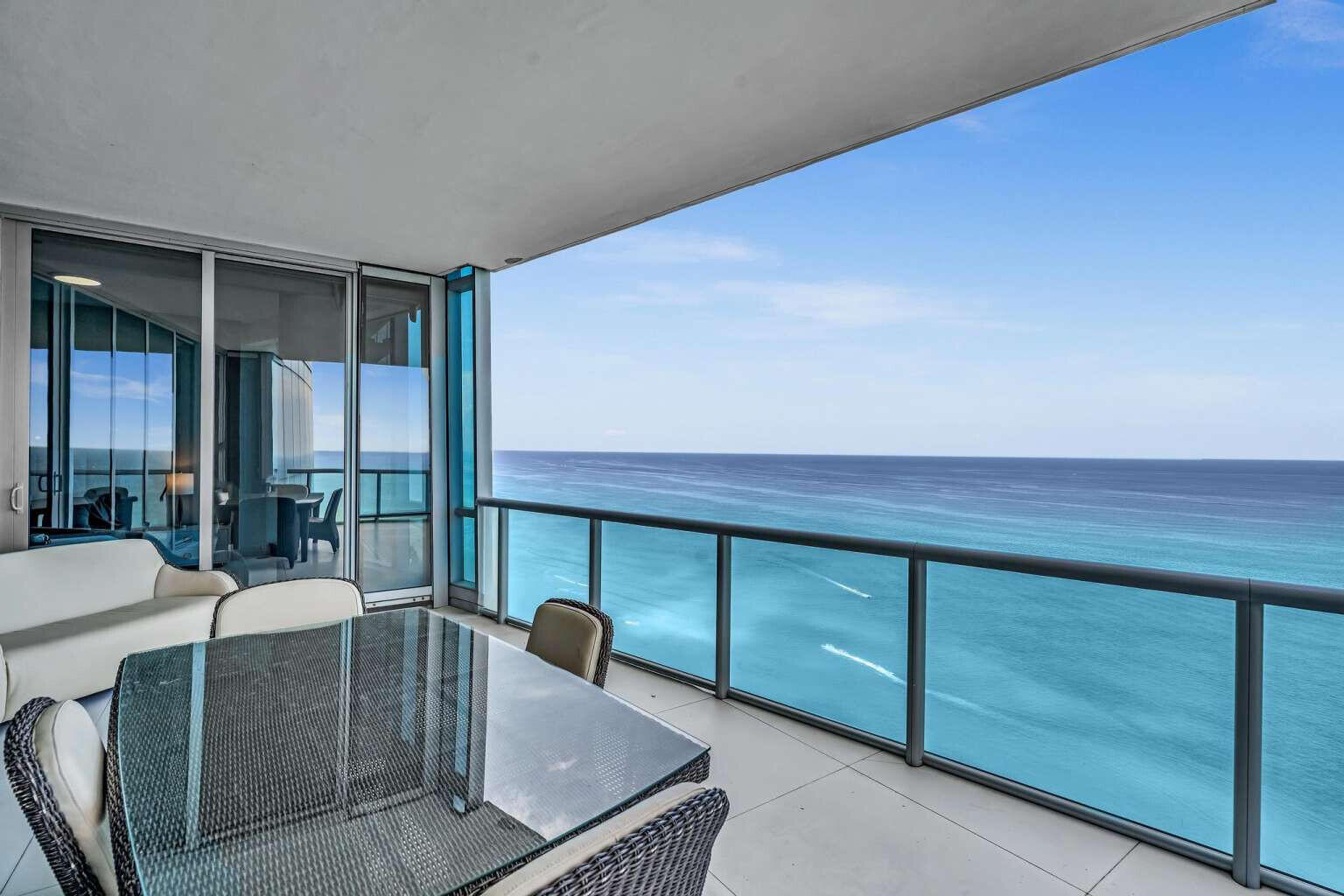 17121 Collins #4403, Sunny Isles Beach FL 33160