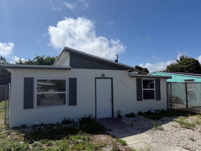 1214 Highview, Lake Worth FL 33462