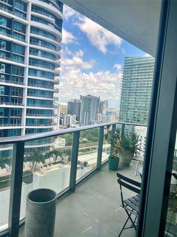 1300 S Miami #1907, Miami FL 33130