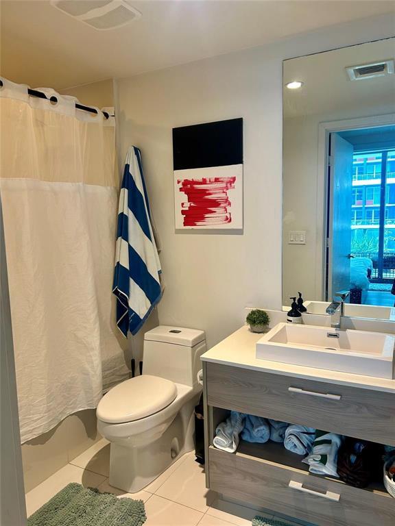1300 S Miami #1907, Miami FL 33130