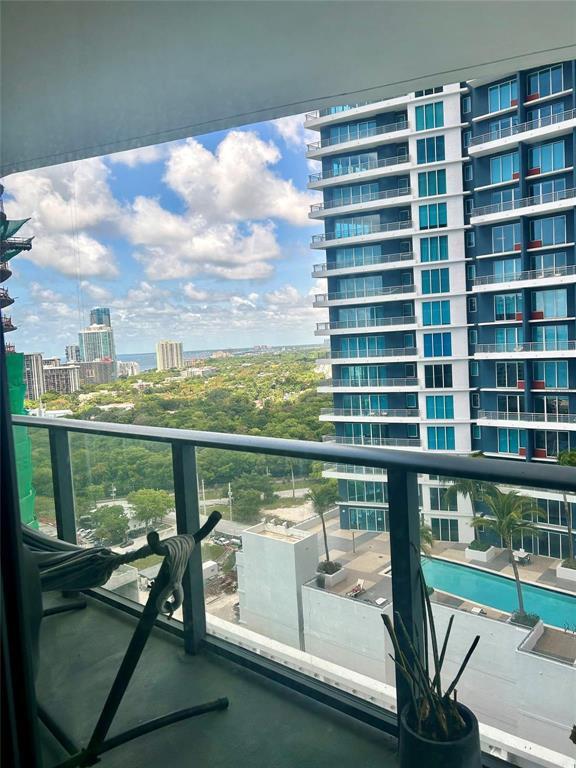 1300 S Miami #1907, Miami FL 33130