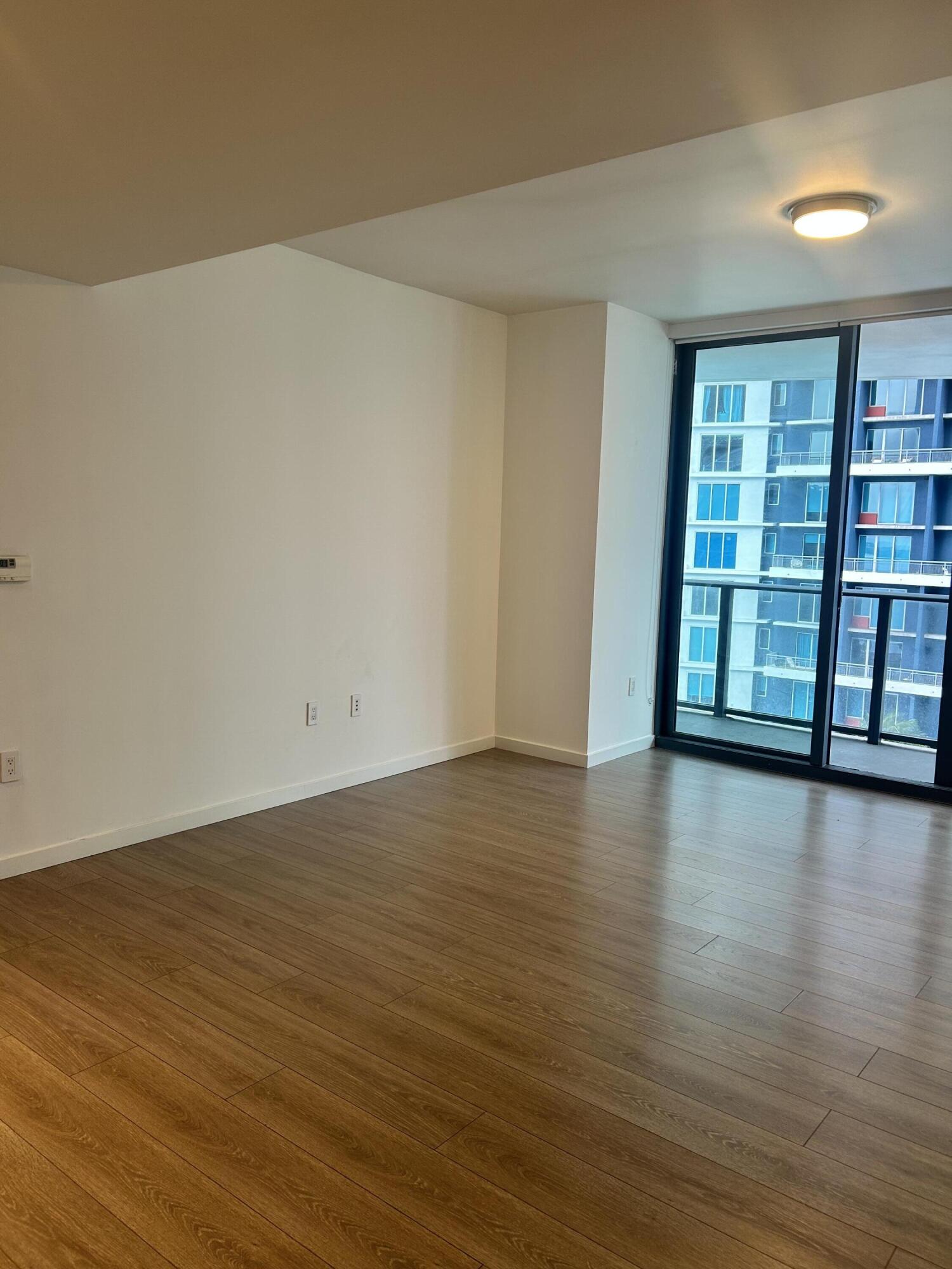 1300 S Miami #1907, Miami FL 33130