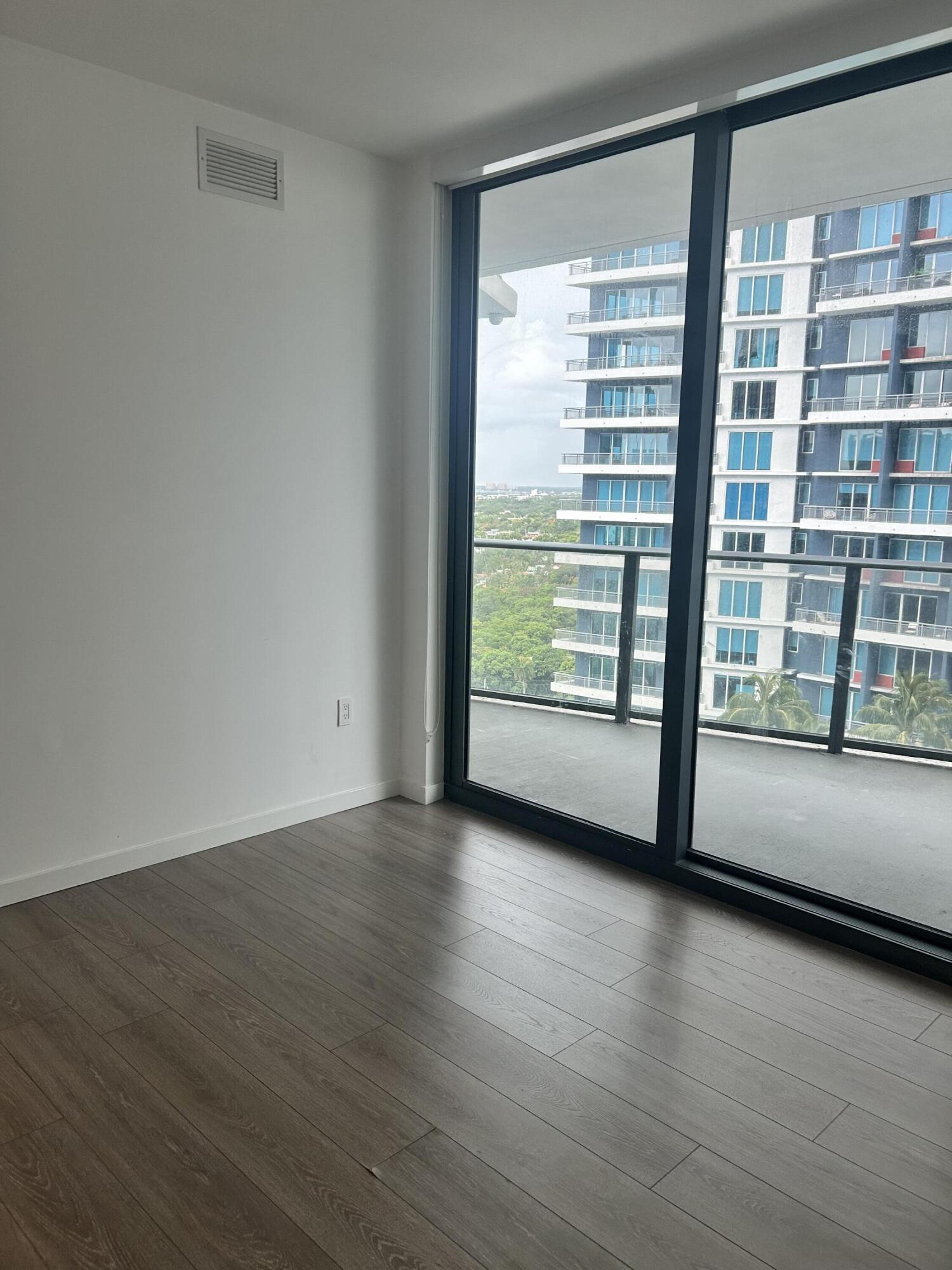 1300 S Miami #1907, Miami FL 33130