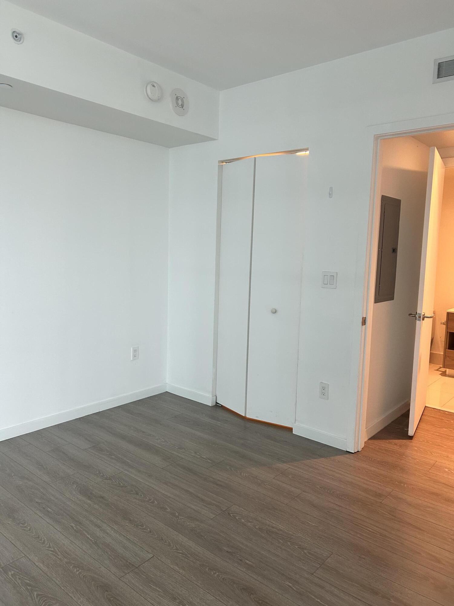 1300 S Miami #1907, Miami FL 33130